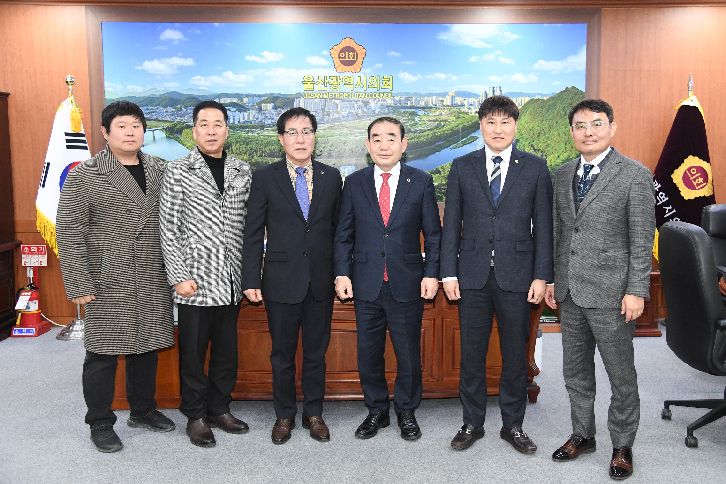 김기환 의장, 국제피플투피플 제52대 임원진들과 환담1