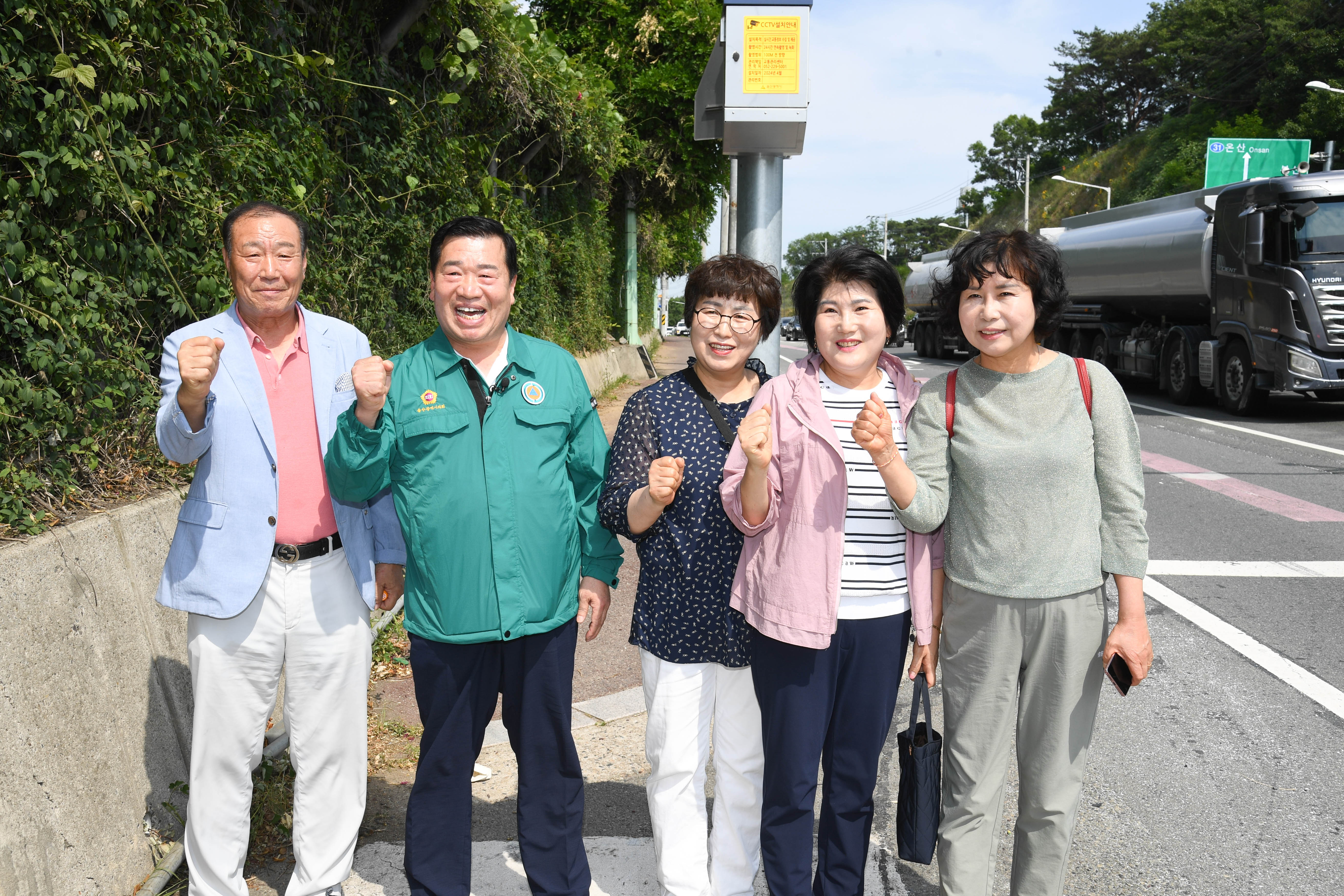 이장걸 예산결산특별위원장, 옥동 윗갈티마을앞 교차로 민원현장 방문9