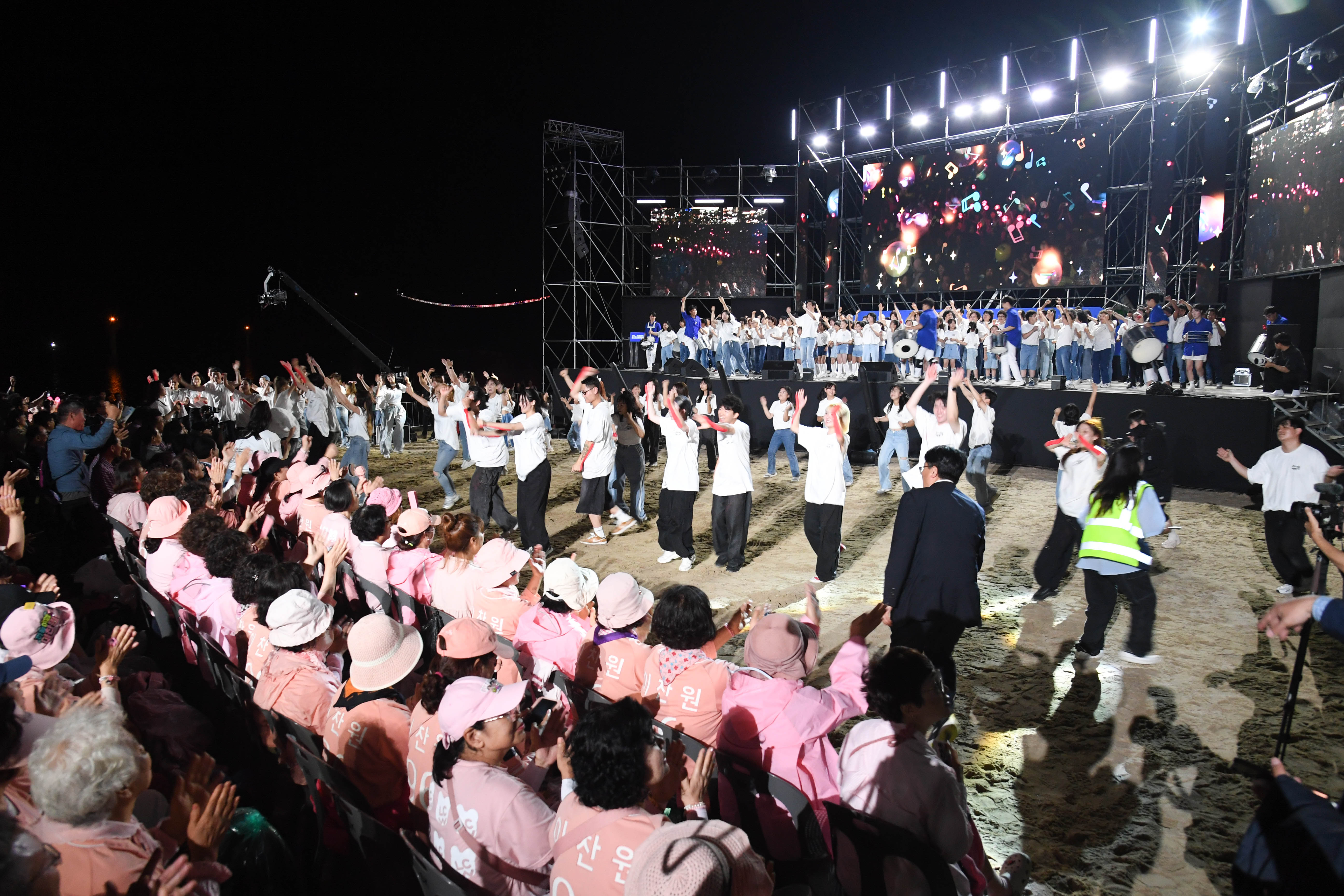 이성룡 의장, 2024 울산조선해양축제 개막식7