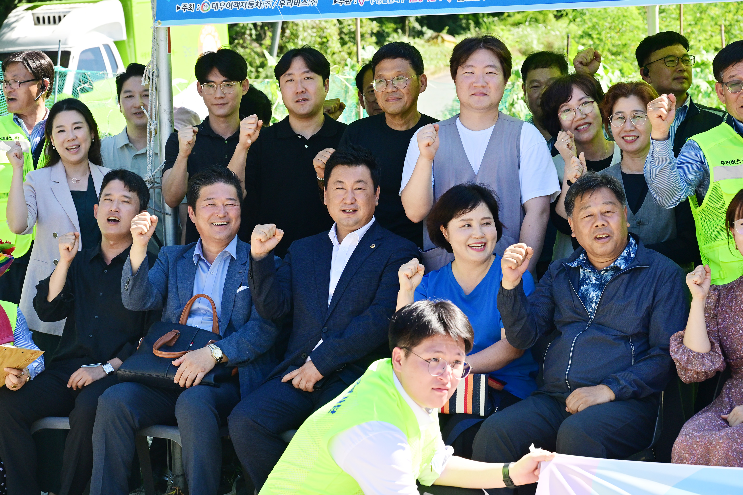 이성룡 의장·안대룡 교육위원장, 사랑의 옥수수 나눔행사 10