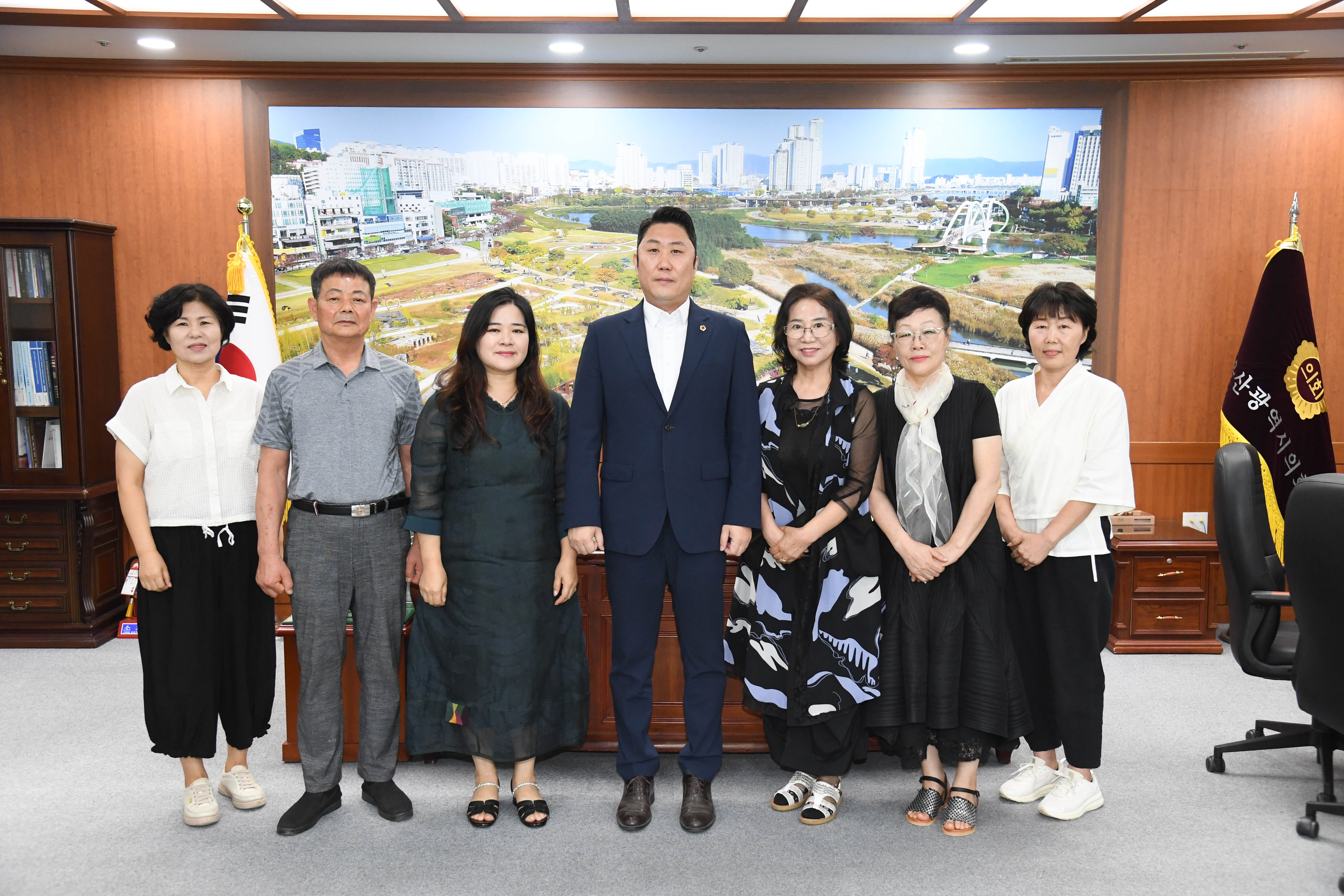 의장 직무대리 김종섭 부의장, 울산공예협동조합 환담