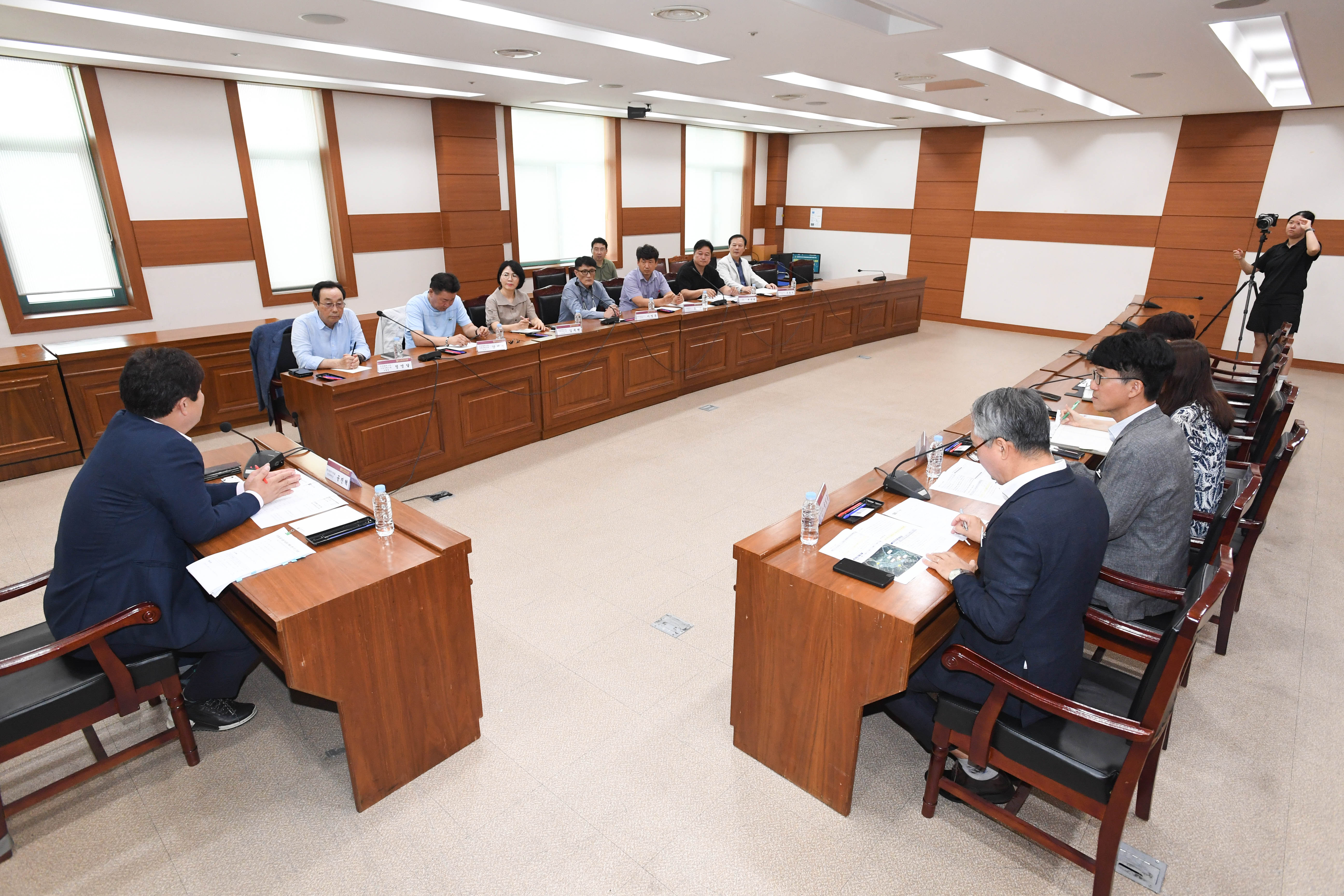 공진혁 의회운영위원장, 온양읍 발리 일원 학교용지 관련 지역주택조합 의견 청취 간담회7