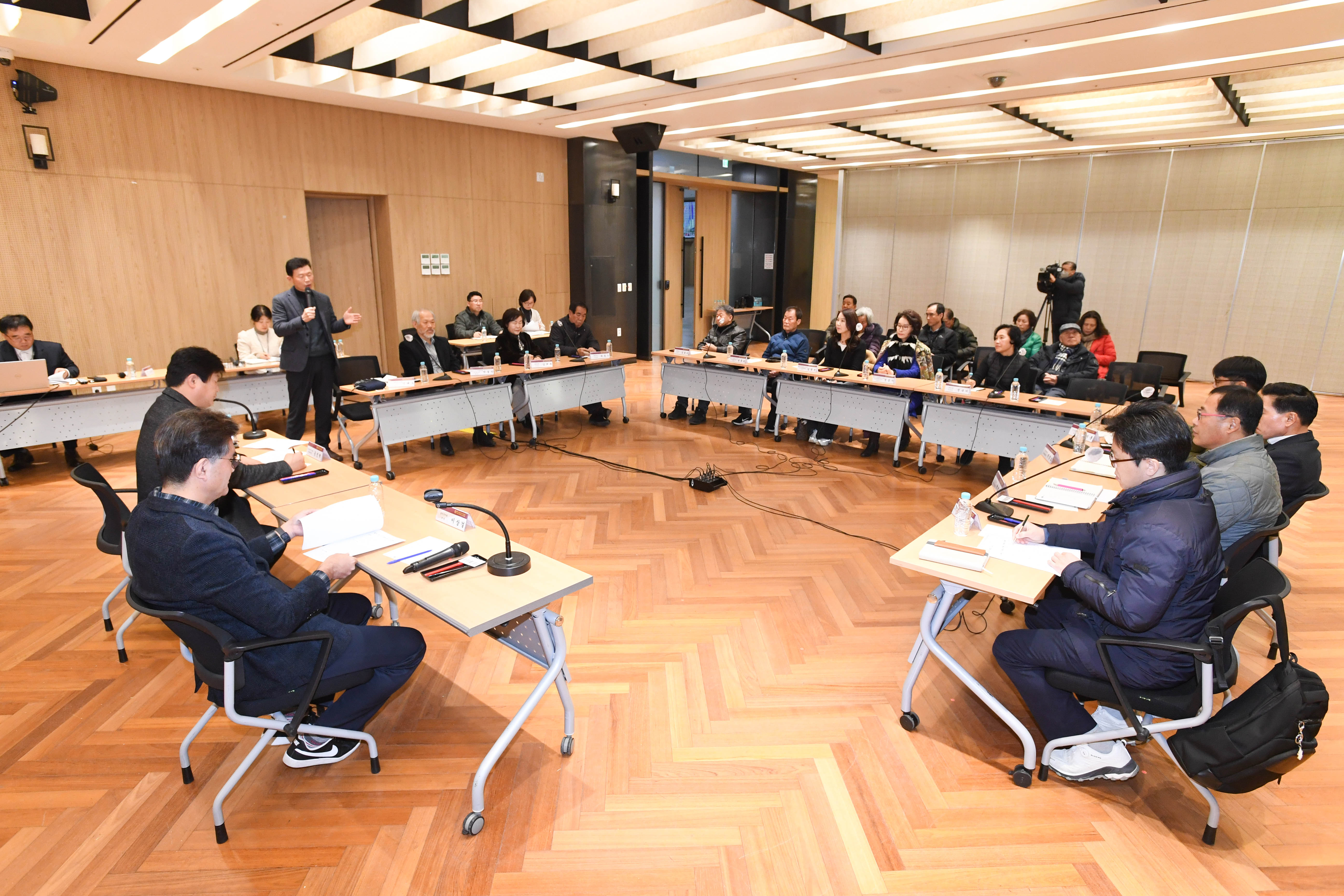 공진혁 의회운영위원장, 율현지구 도시개발사업 추진현황 및 향후계획 주민설명회12