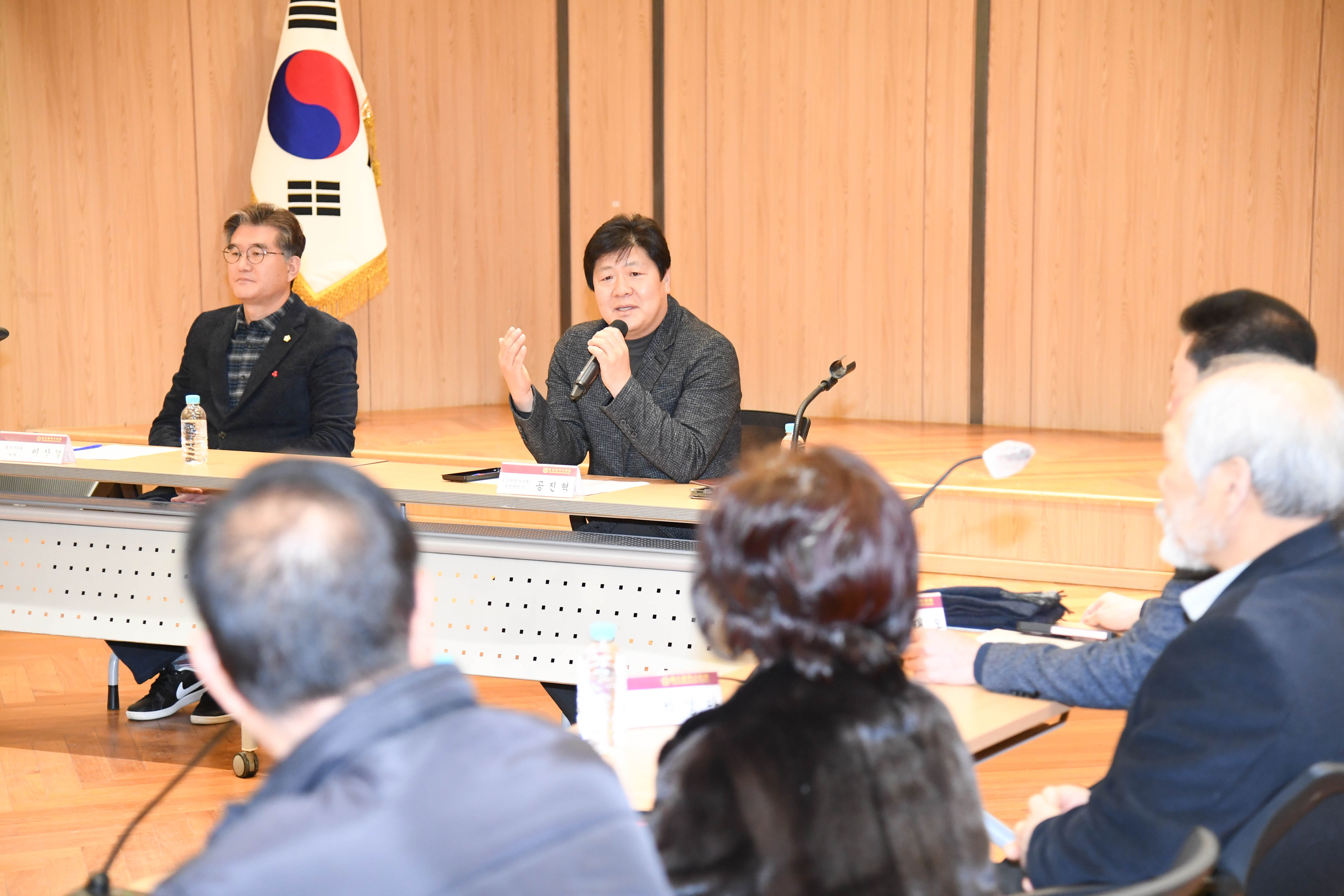 공진혁 의회운영위원장, 율현지구 도시개발사업 추진현황 및 향후계획 주민설명회7