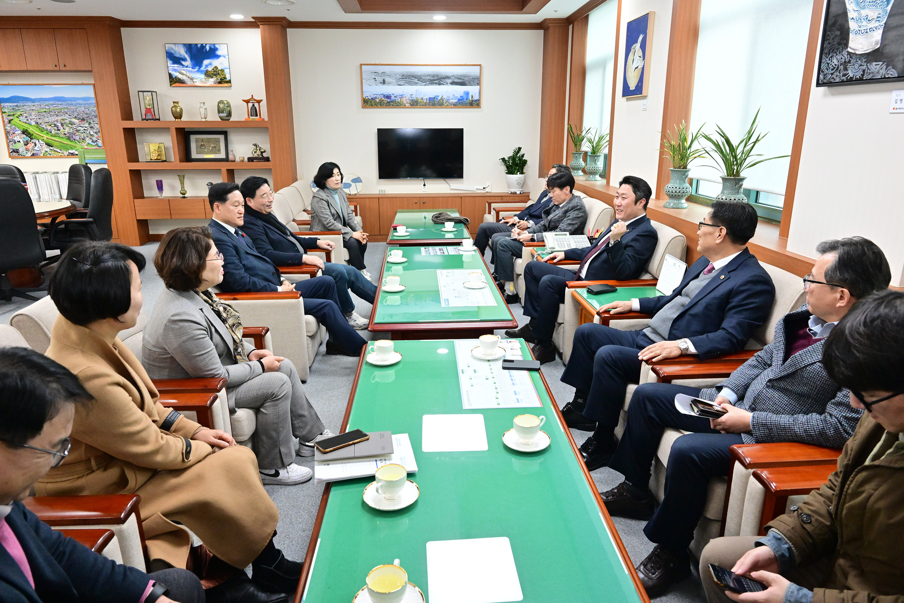 전라남도의회 기획행정위원회, 울산광역시의회 방문2