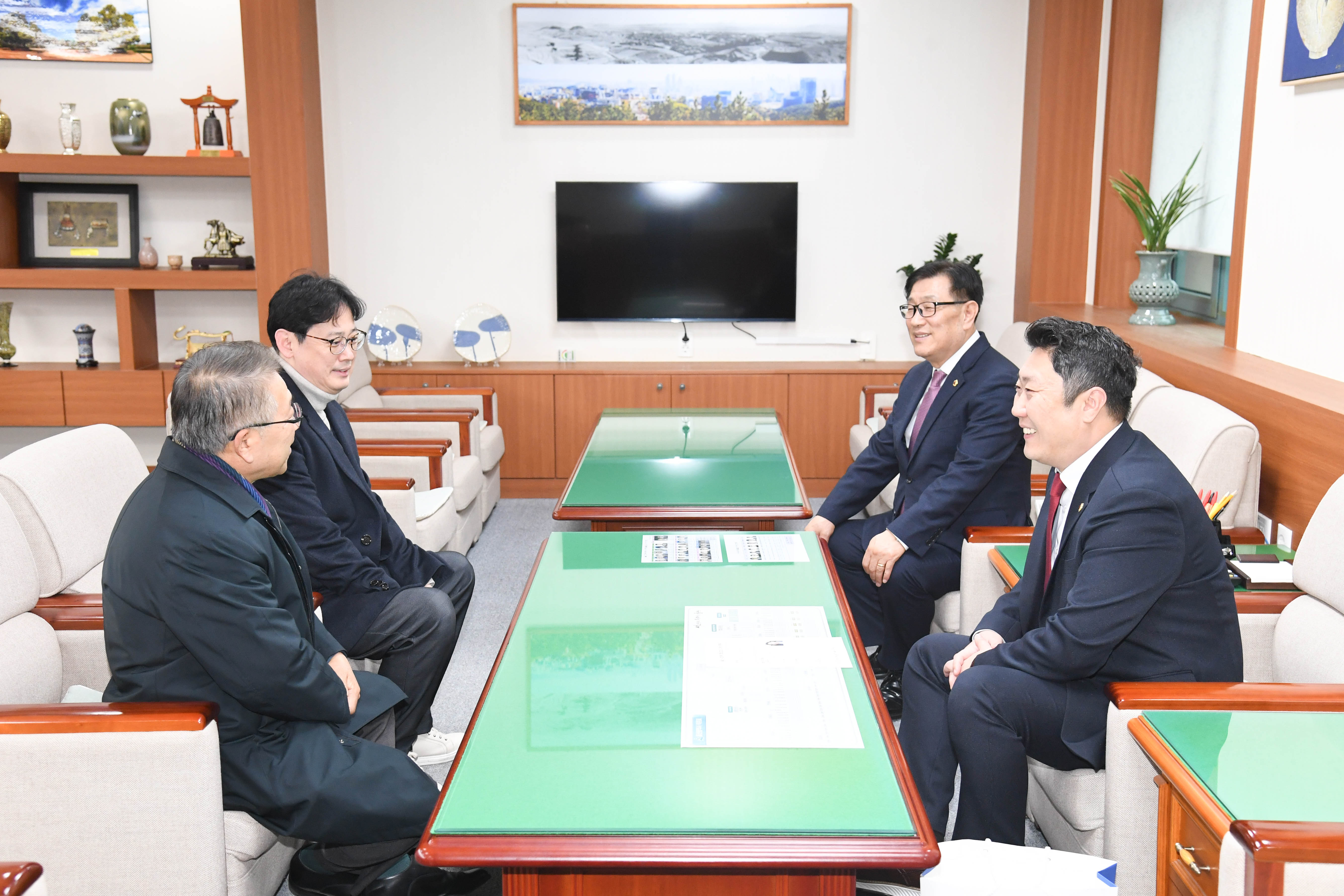 김종섭 부의장, 울산사회복지협의회장과 환담2