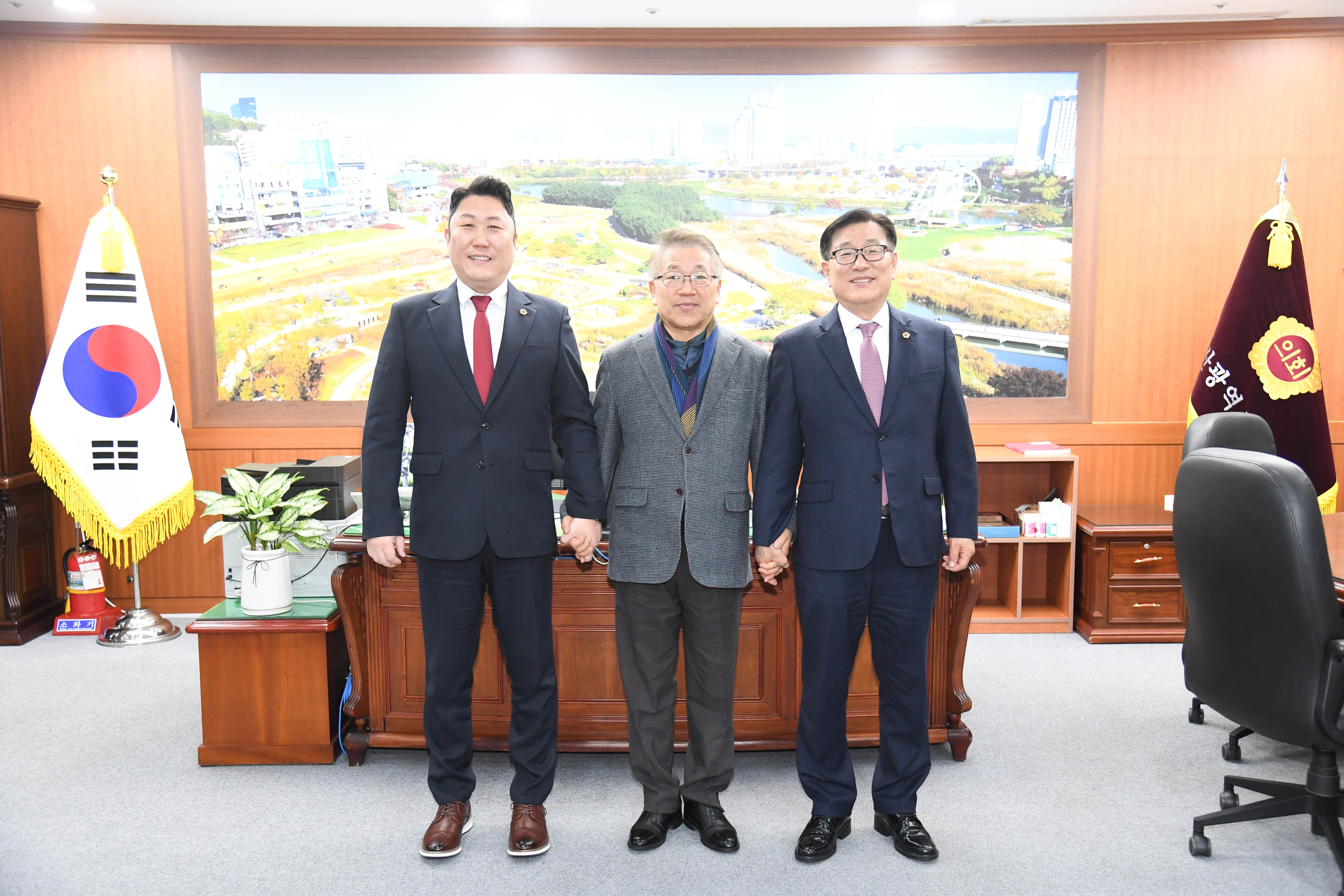 김종섭 부의장, 울산사회복지협의회장과 환담3