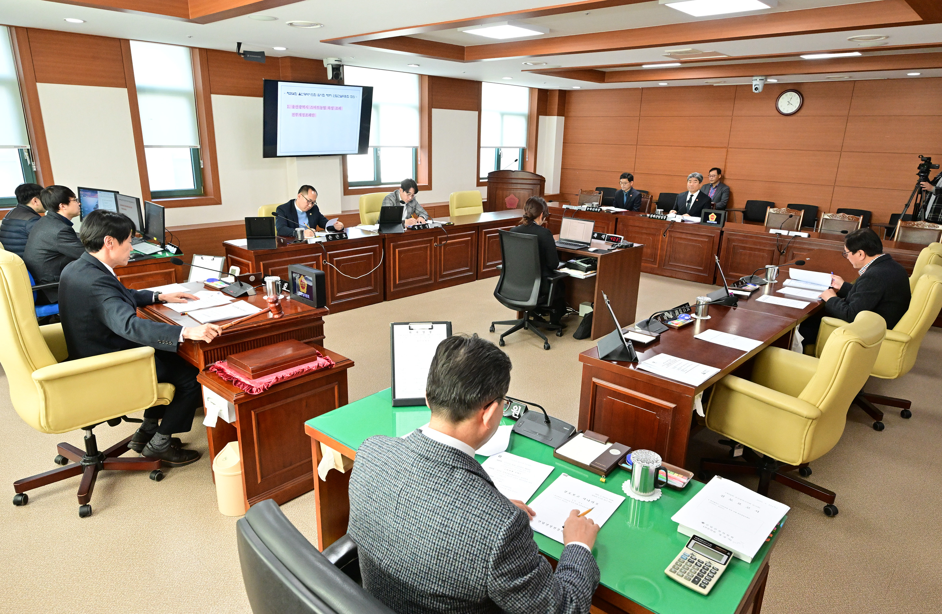 산업건설위원회, 울산광역시 스마트농업 육성 조례 전부개정조례안 등 심사3