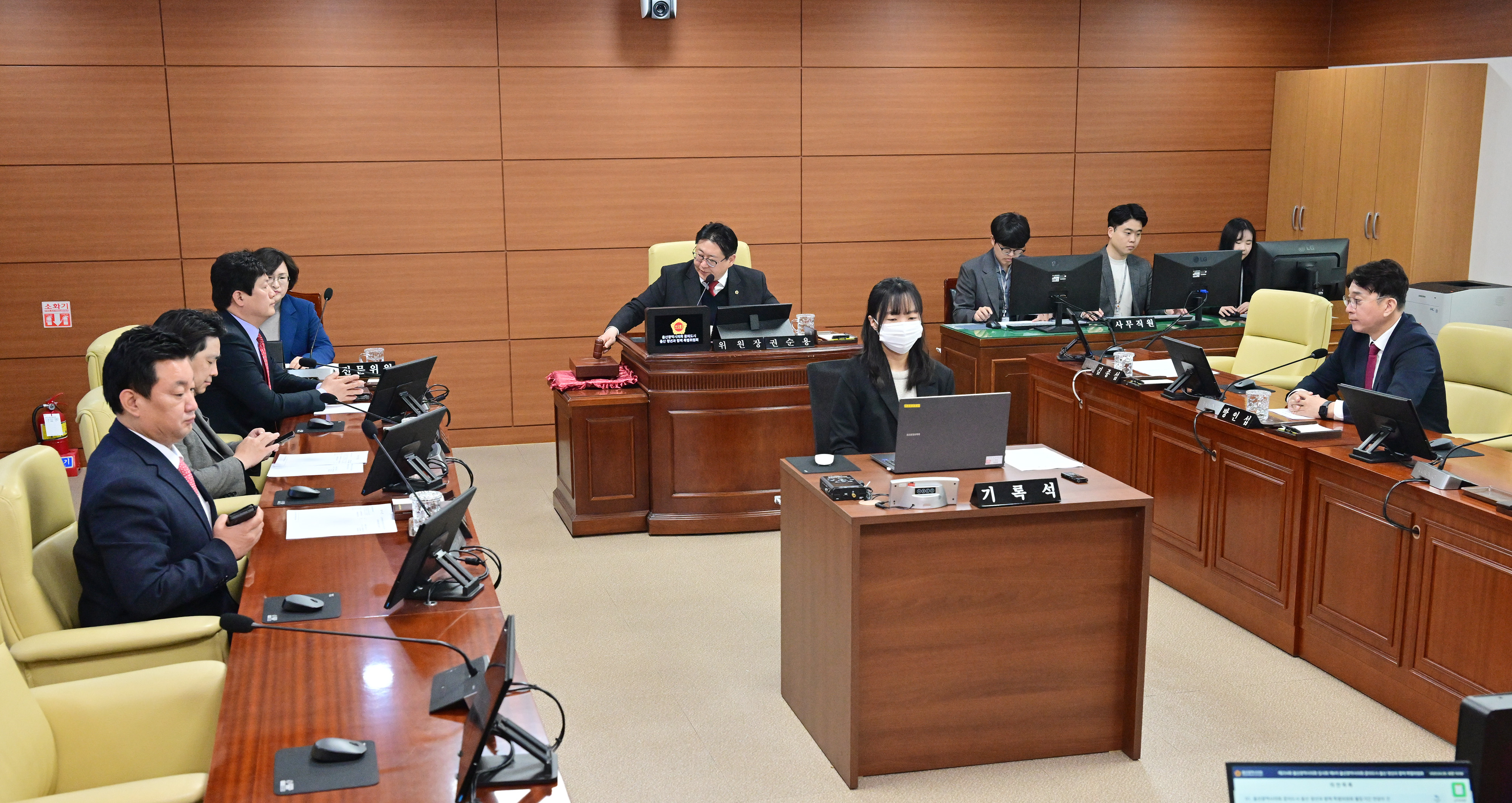울산광역시의회 꿈의도시 울산 청년과 함께 특별위원회 제6차 회의2