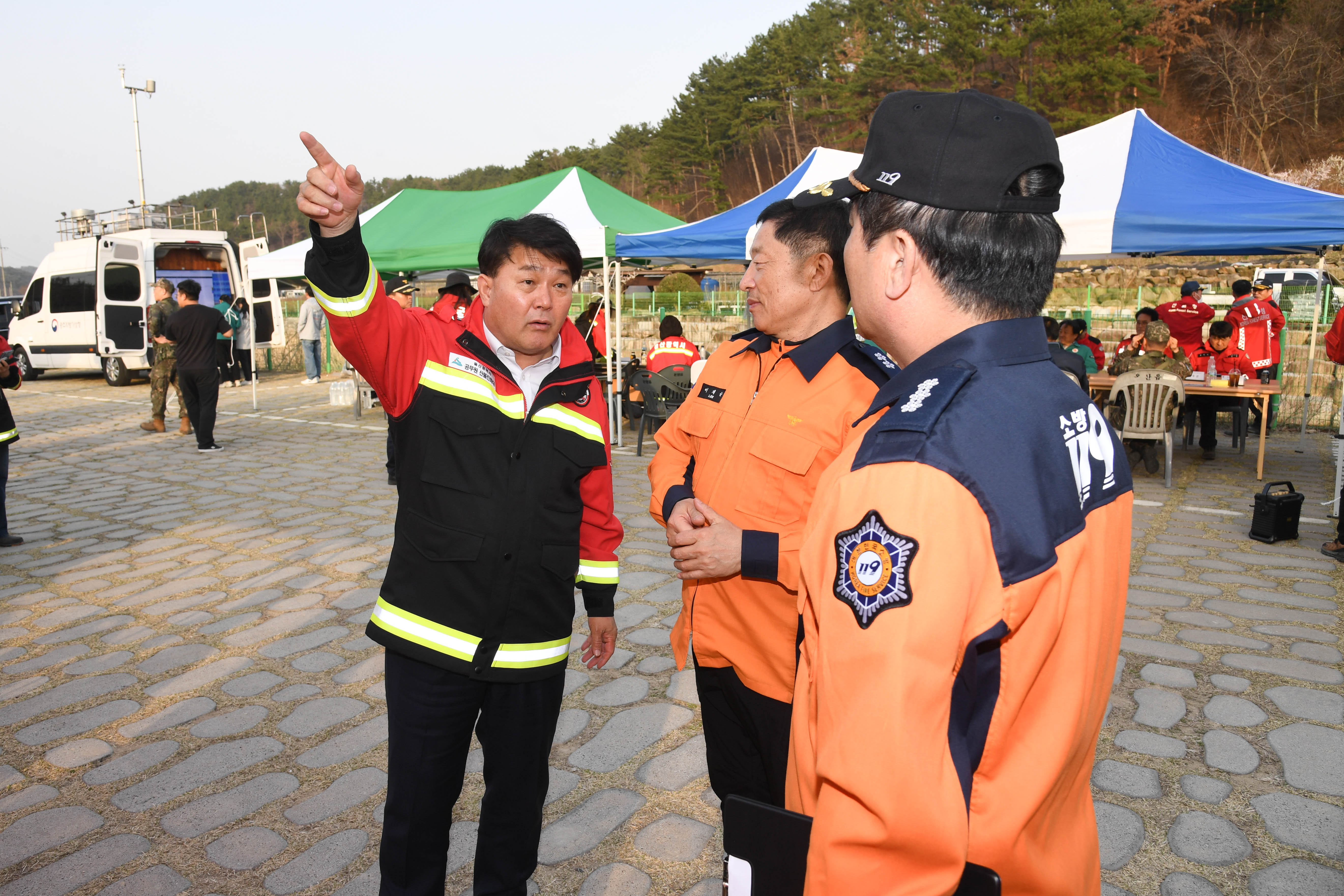 이성룡 의장, 울주군 온양읍 산불 현장 방문 및 격려3