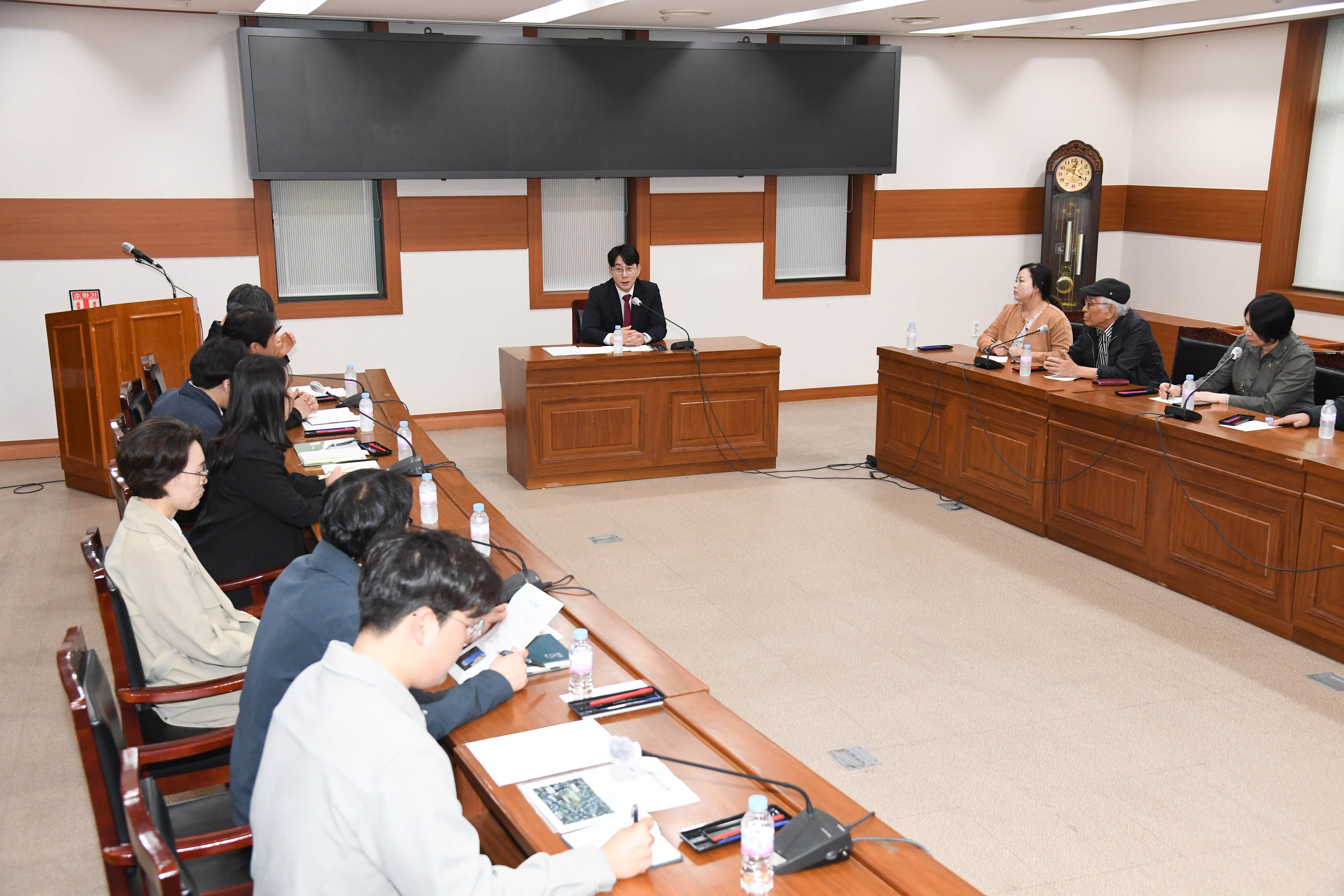 방인섭 의원, 봉월로 아파트공사장 민원 대책협의 간담회4