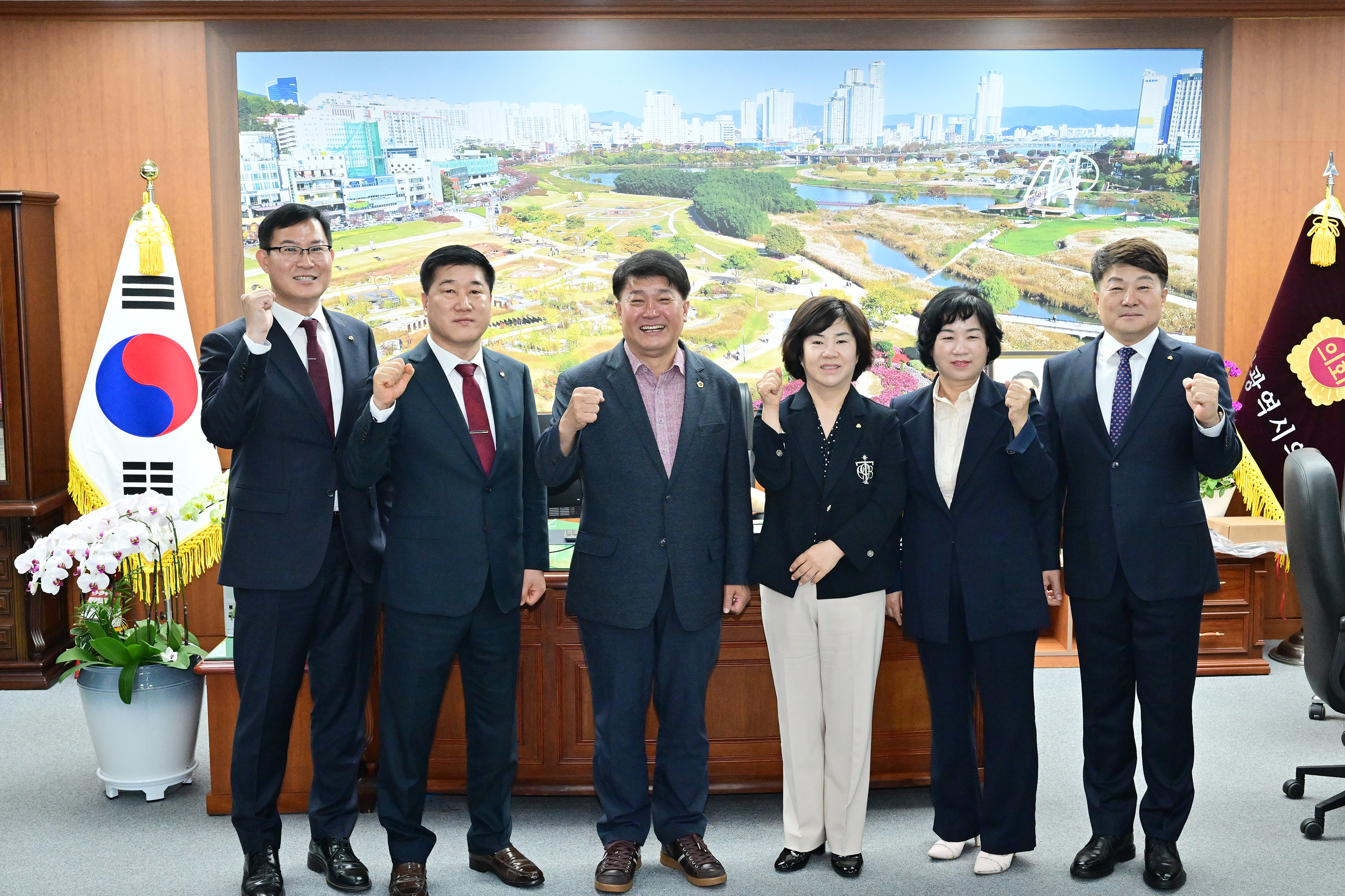 이성룡 의장, 울산 새마을금고 동구·북구·중구·울주군협의회 환담1