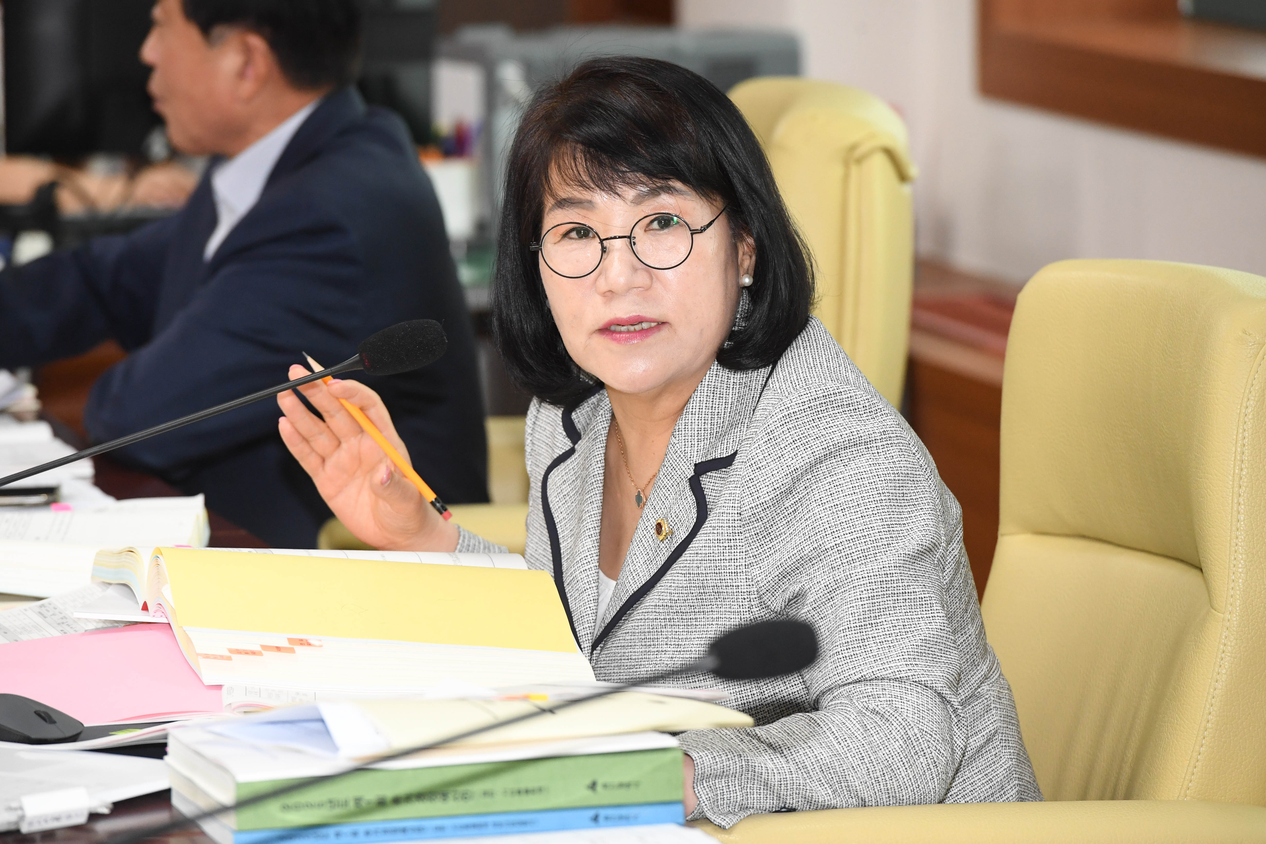 문화복지환경위원회, 시민건강국 소관 2025년도 제1회 울산광역시 추경예산안 예비 심사7