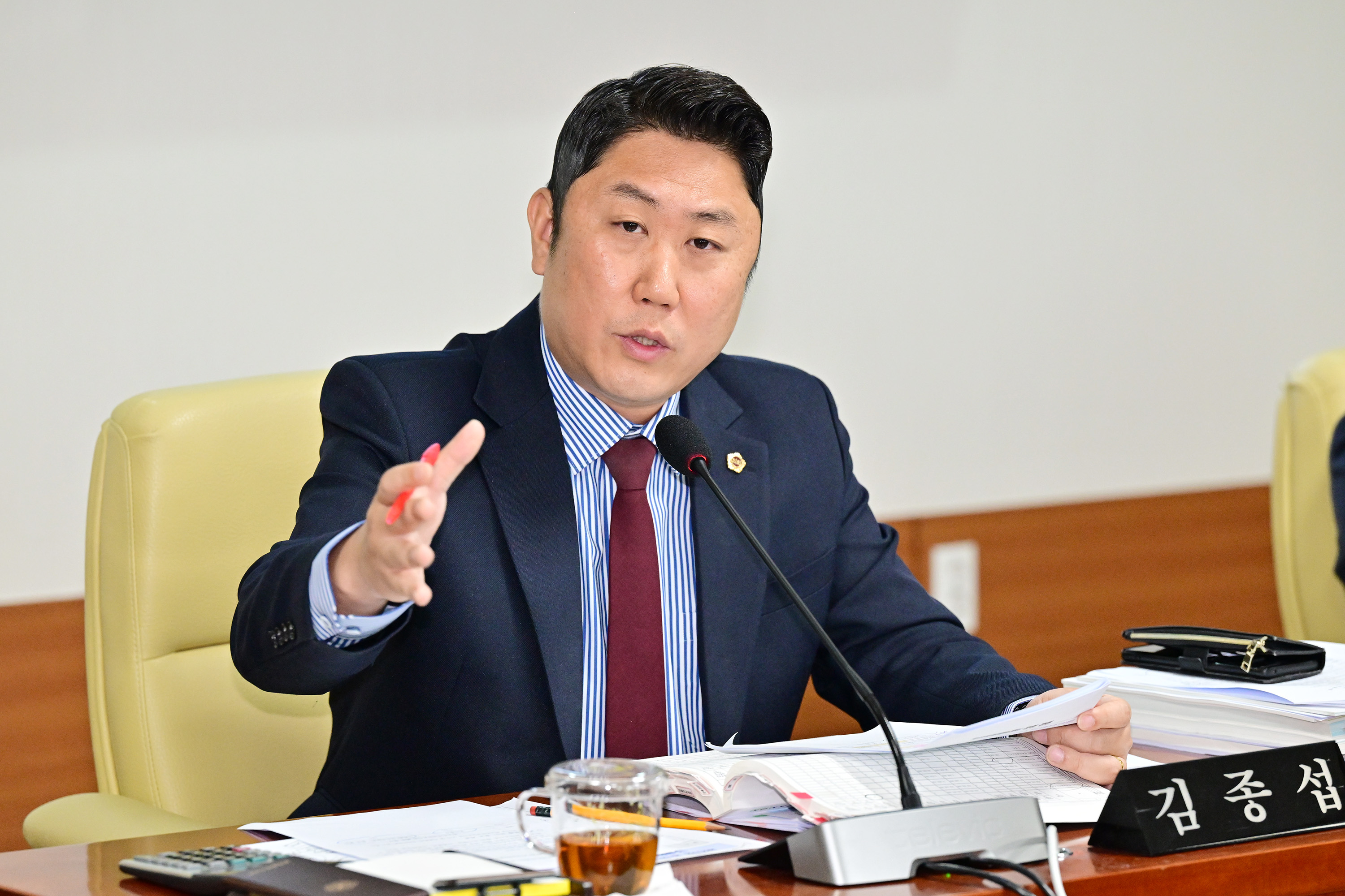 교육위원회, 직속기관 및 강북·강남교육지원청 소관 2024회계연도 결산 및 예비비 지출 승인의 건 심사9