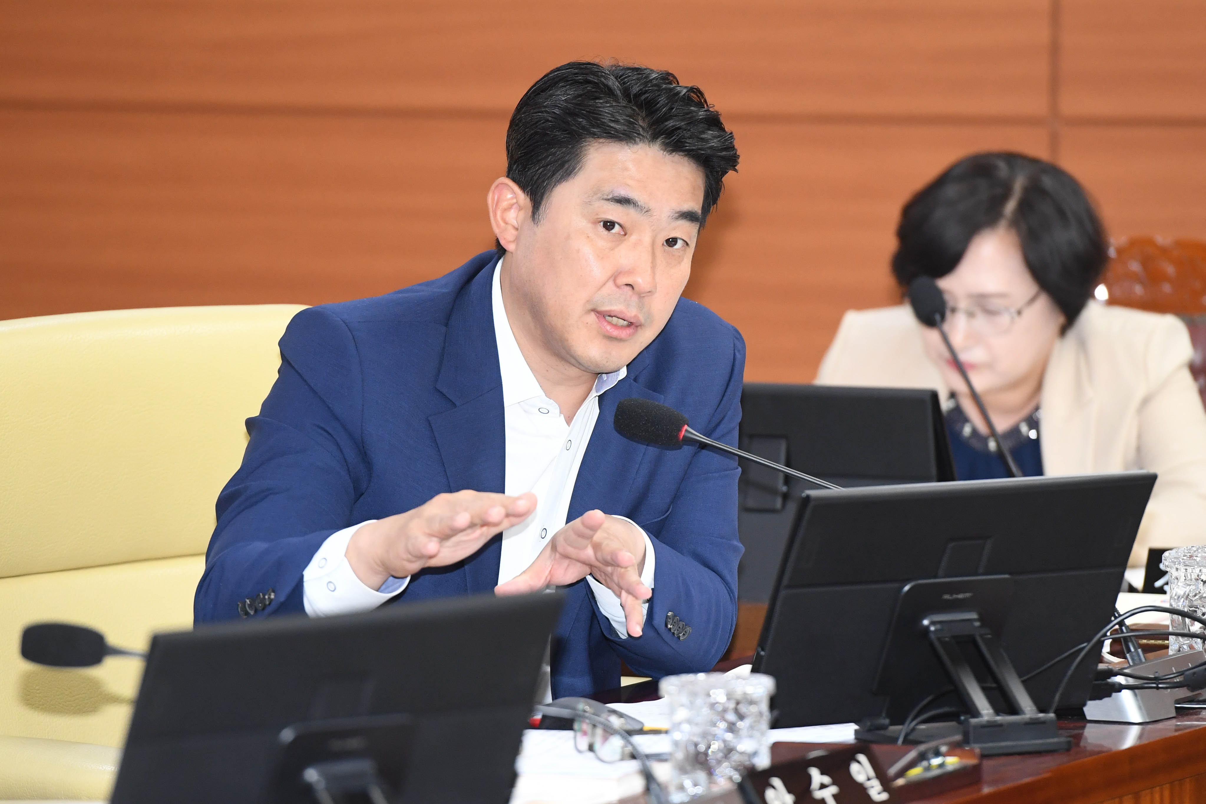 예산결산특별위원회, 제257회 제1차 정례회 제1차 예산결산특별위원회8