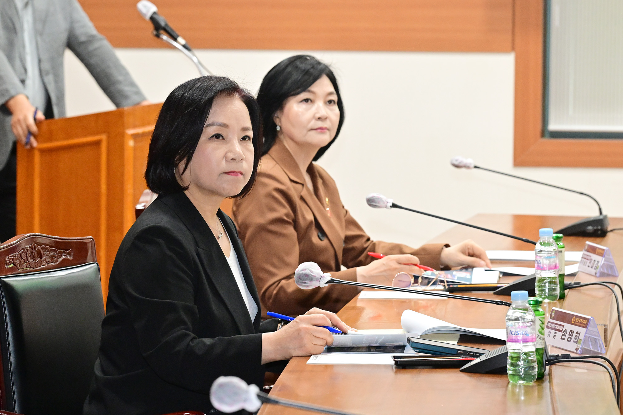 2025년 제3회 정책연구용역 심의위원회5
