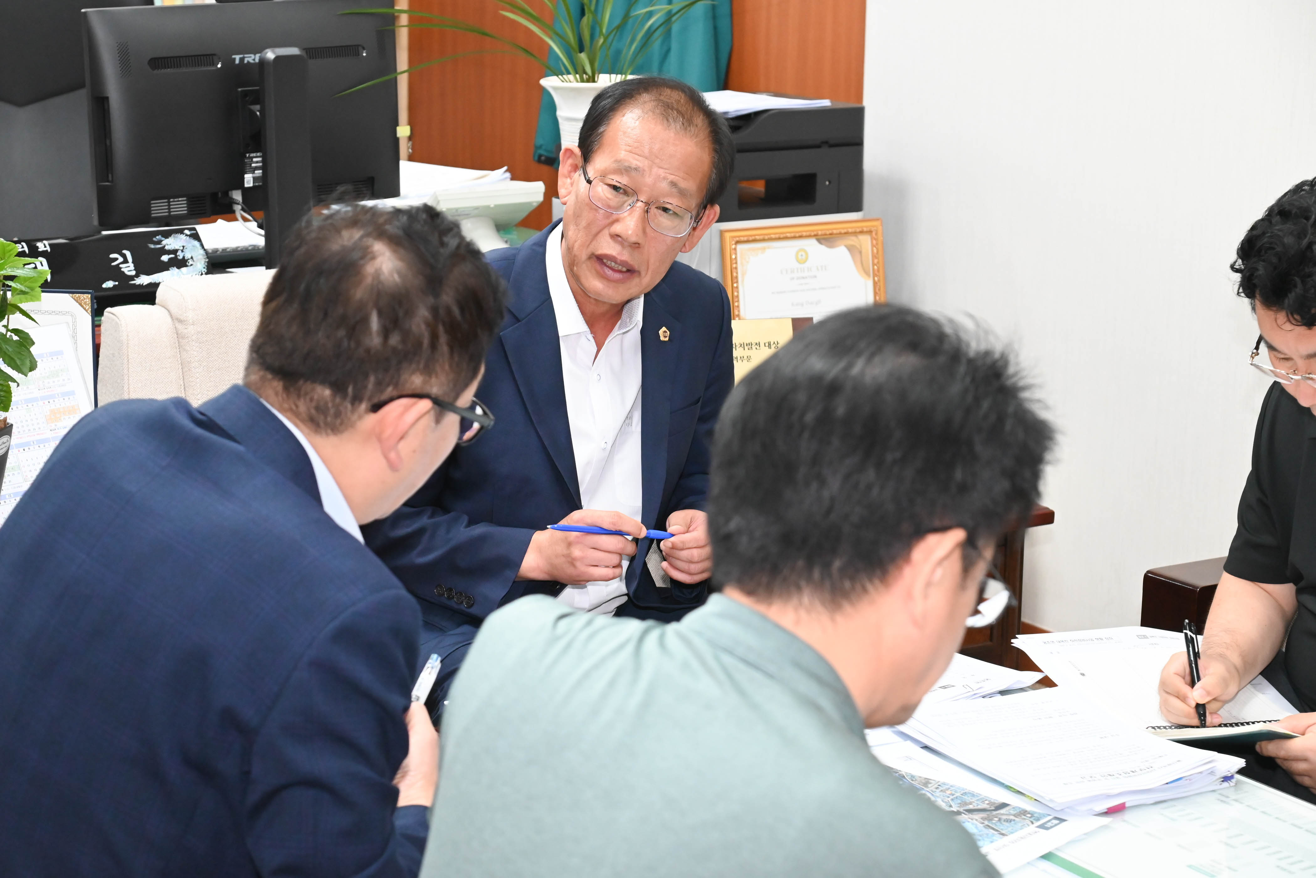 강대길 의원, 웅촌면 대복천 지방하천 정비사업 현황 청취4