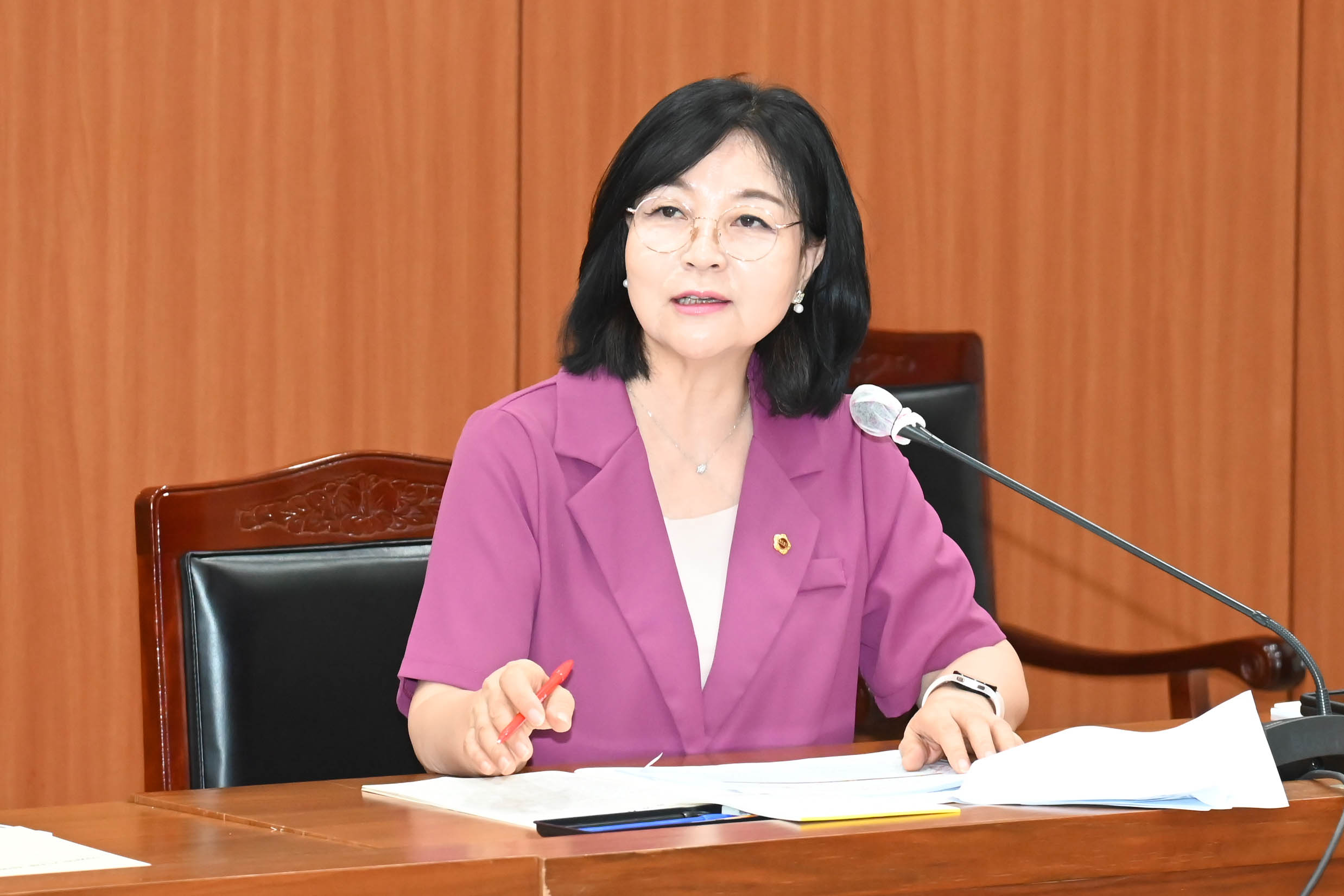 2025년 제4회 정책연구용역 심의위원회6