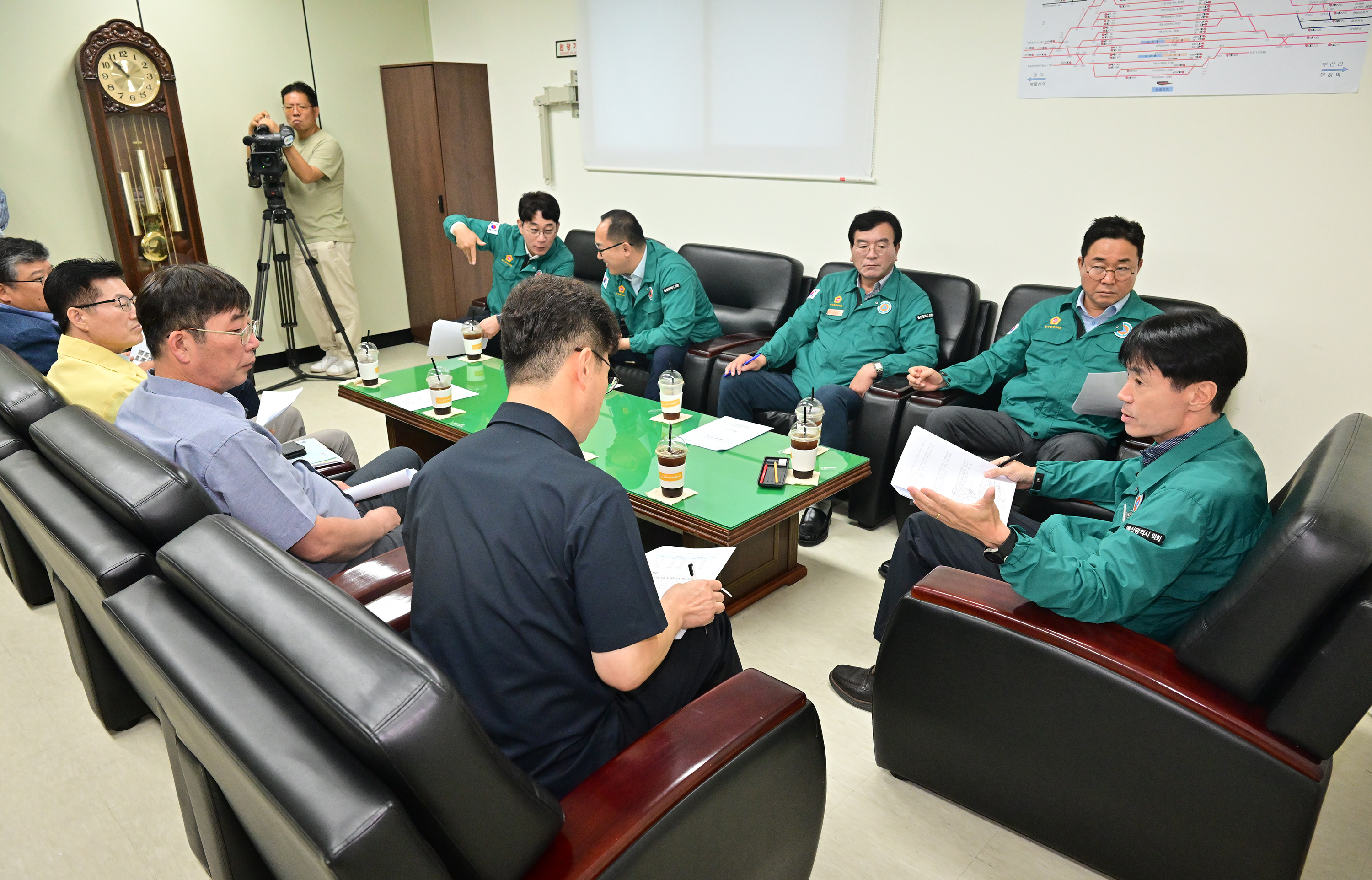 산업건설위원회, 태화강역·농수산물도매시장 현장 점검11