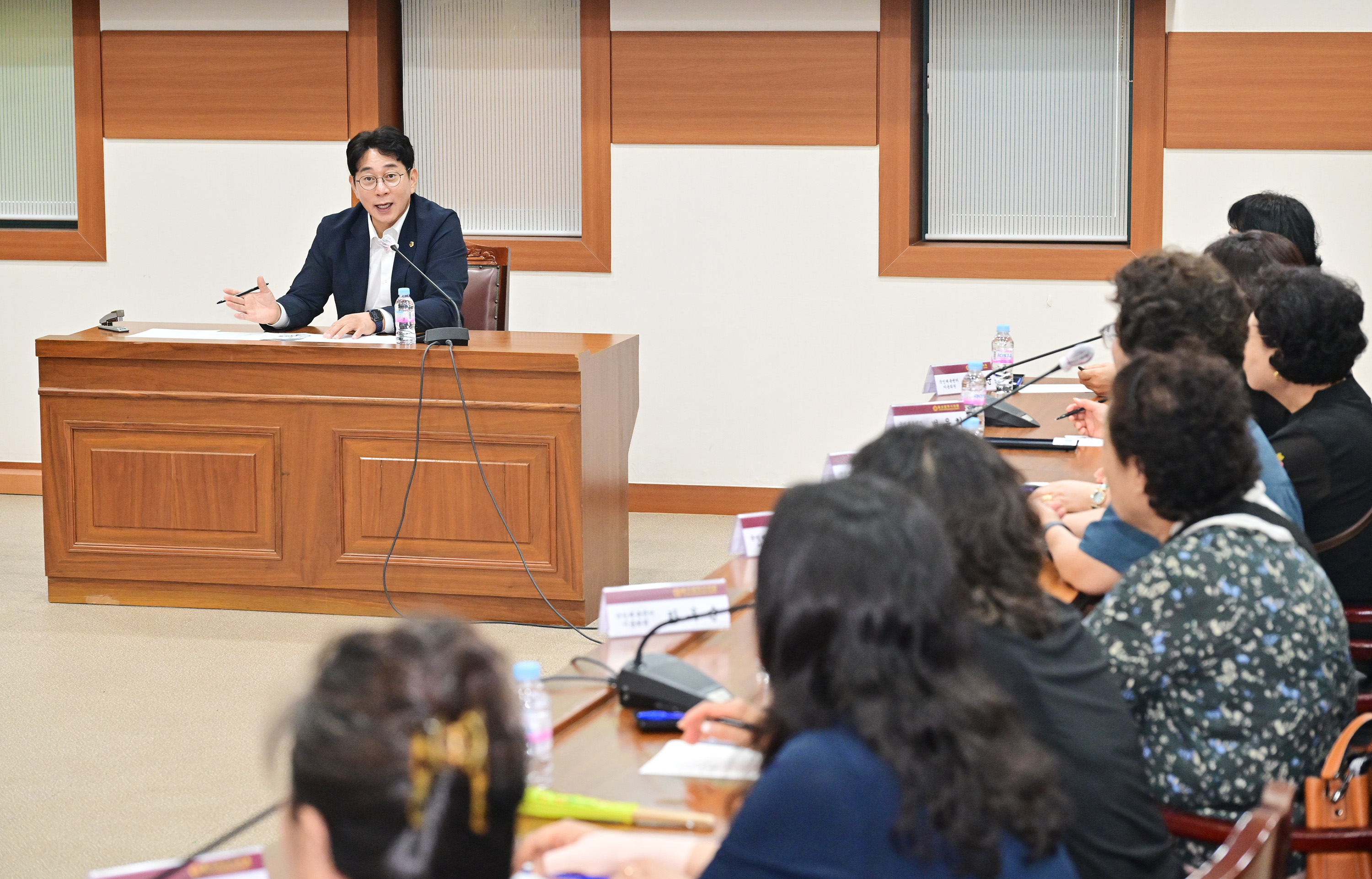 방인섭 예산결산위원장, 남구 국민체육센터 환경개선 예산확보를 위한 간담회4