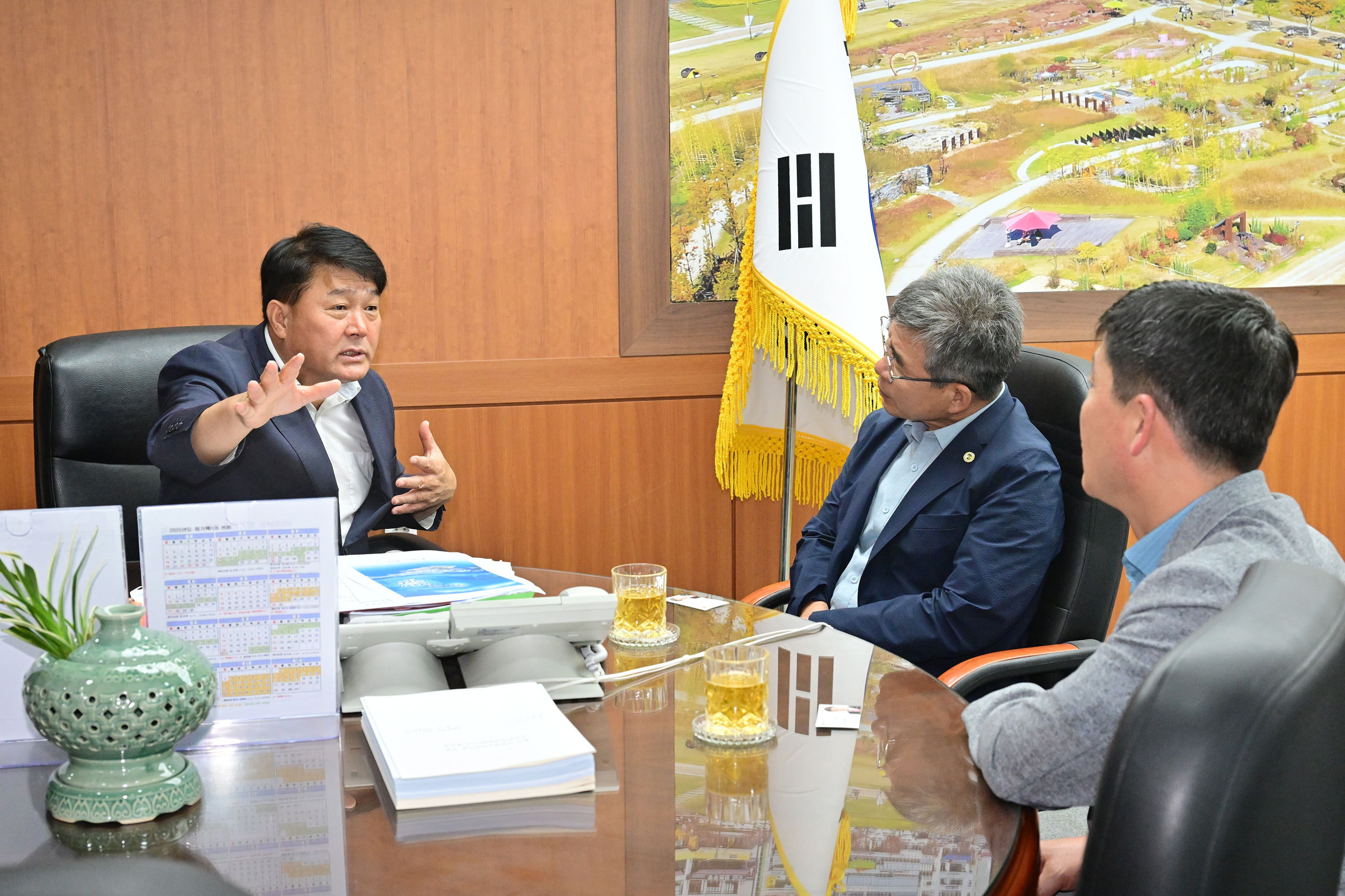 이성룡 의장, 한국후계농업경영인 울산광역시연합회 환담2