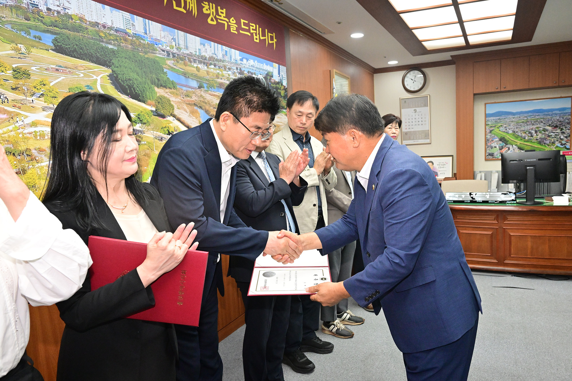 울산광역시의회, 조례 입법평가 위원 위촉 및 연구용역 중간보고회6