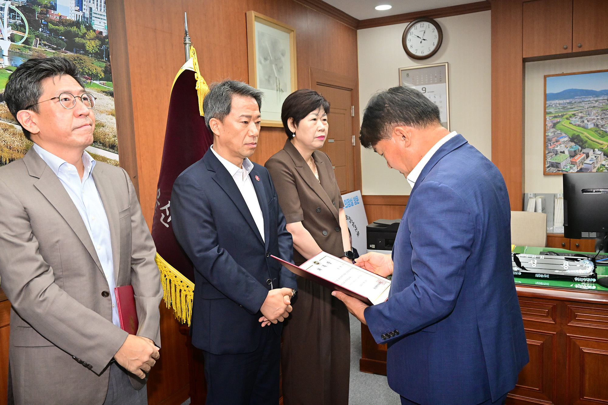 울산광역시의회, 조례 입법평가 위원 위촉 및 연구용역 중간보고회10