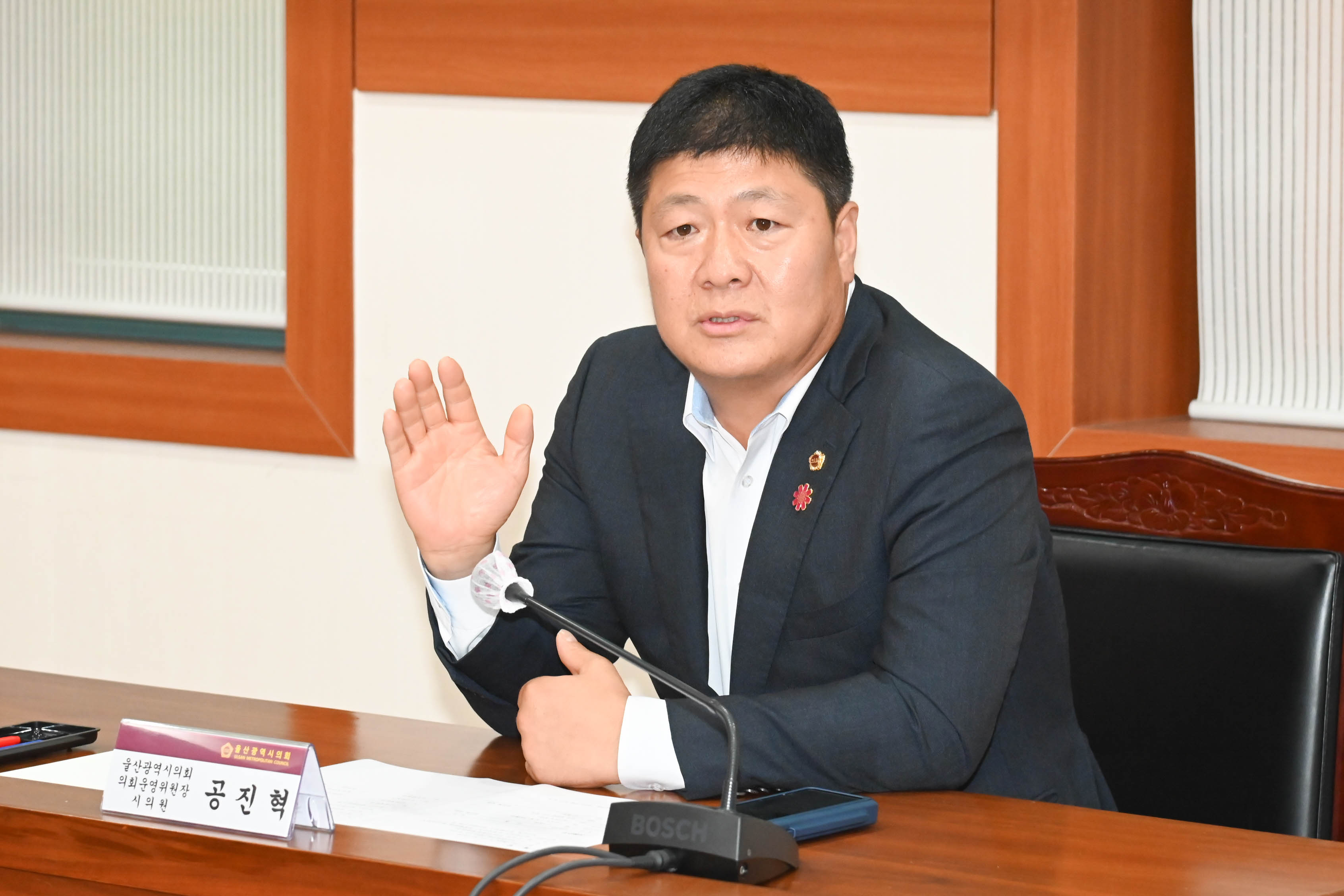 공진혁 의회운영위원장, 새마을문고 창시자 엄대섭 선생 기념관 건립 논의9