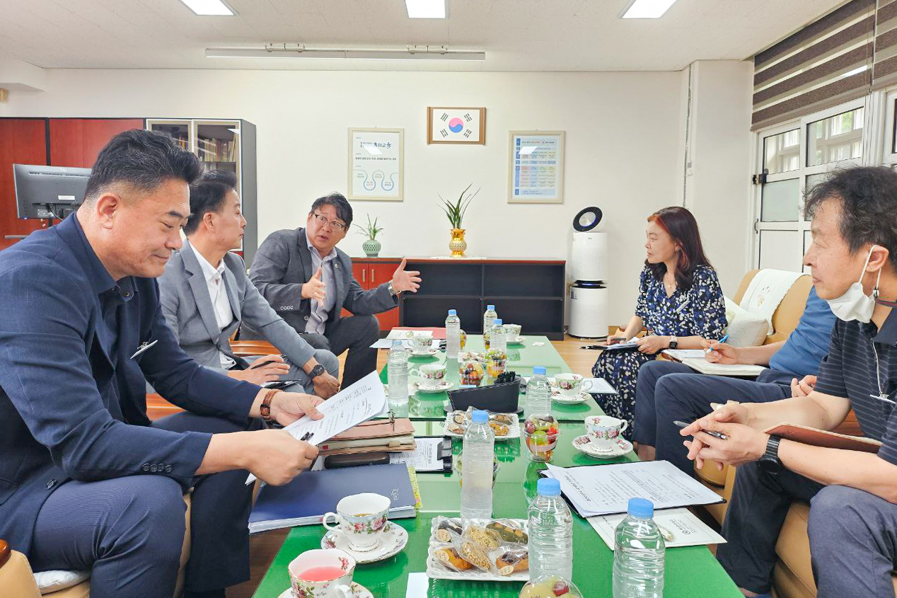 권순용 의원, 여천초‘그린스마트 미래학교’사업 추진 현황 청취3