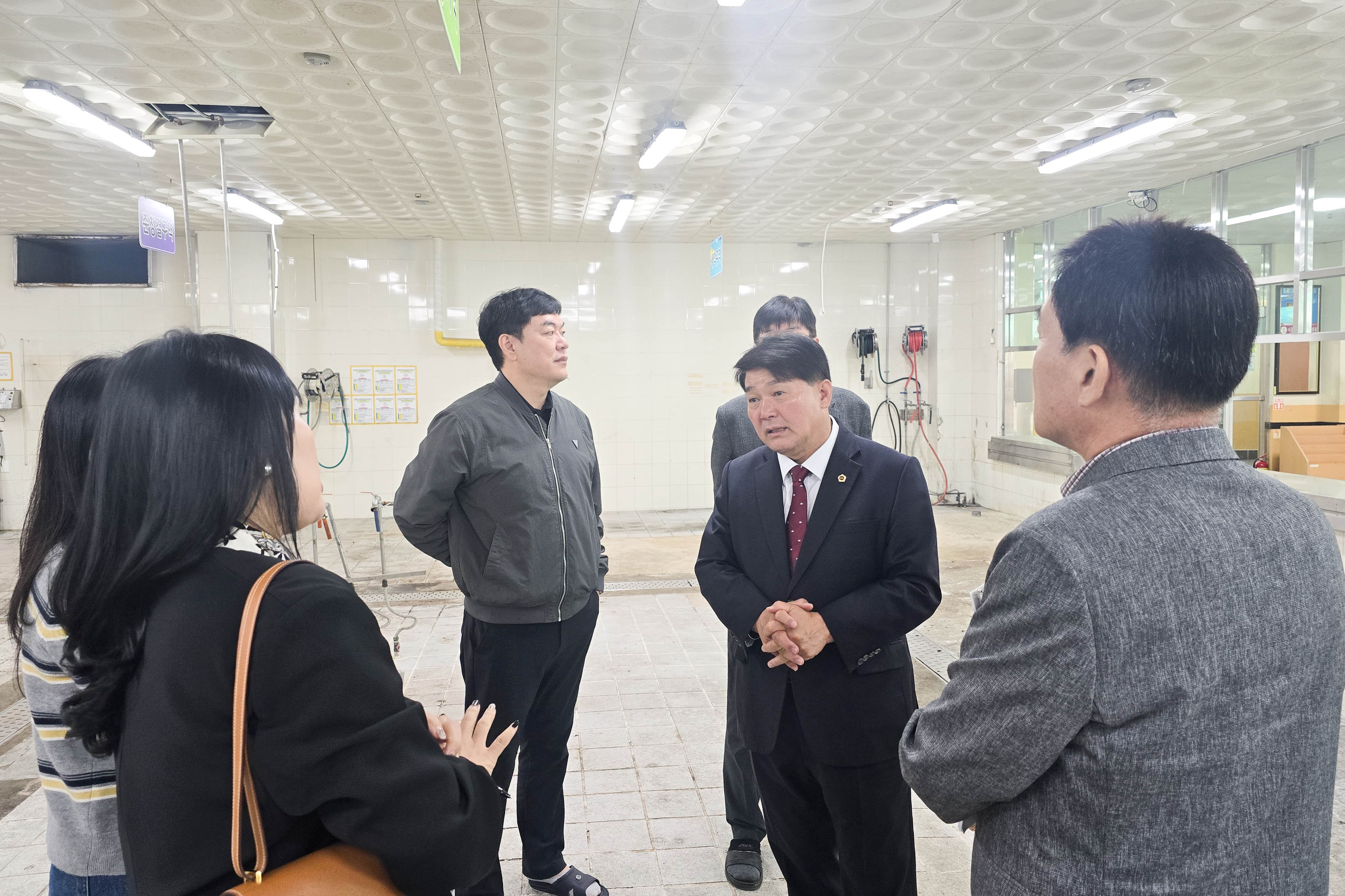 이성룡 의장, 중구 유곡중학교 현장 방문