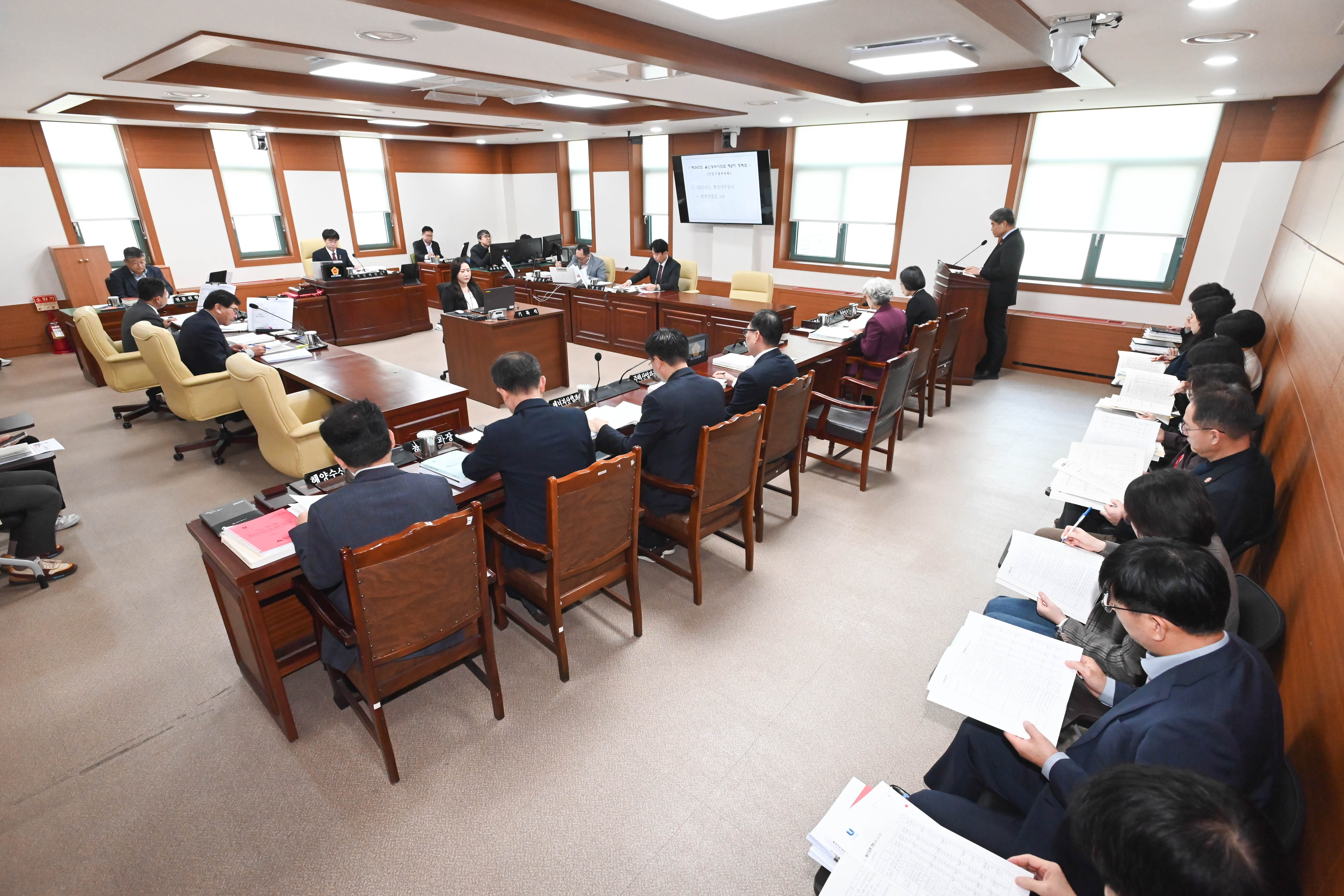 산업건설위원회, 경제산업실 소관 2025년도 행정사무감사4