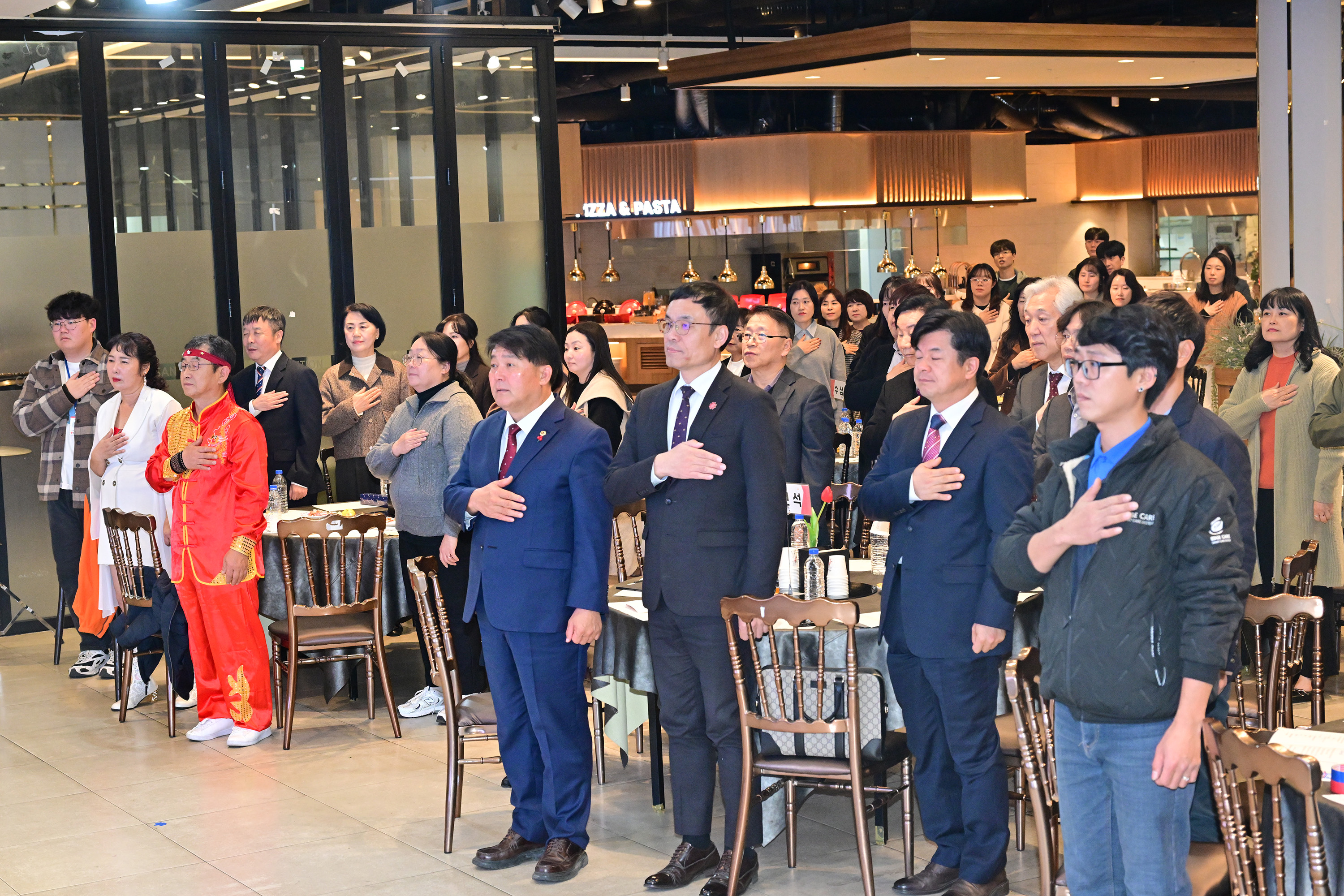 2025년 울산장애인이용시설협회 송년의 밤 행사3