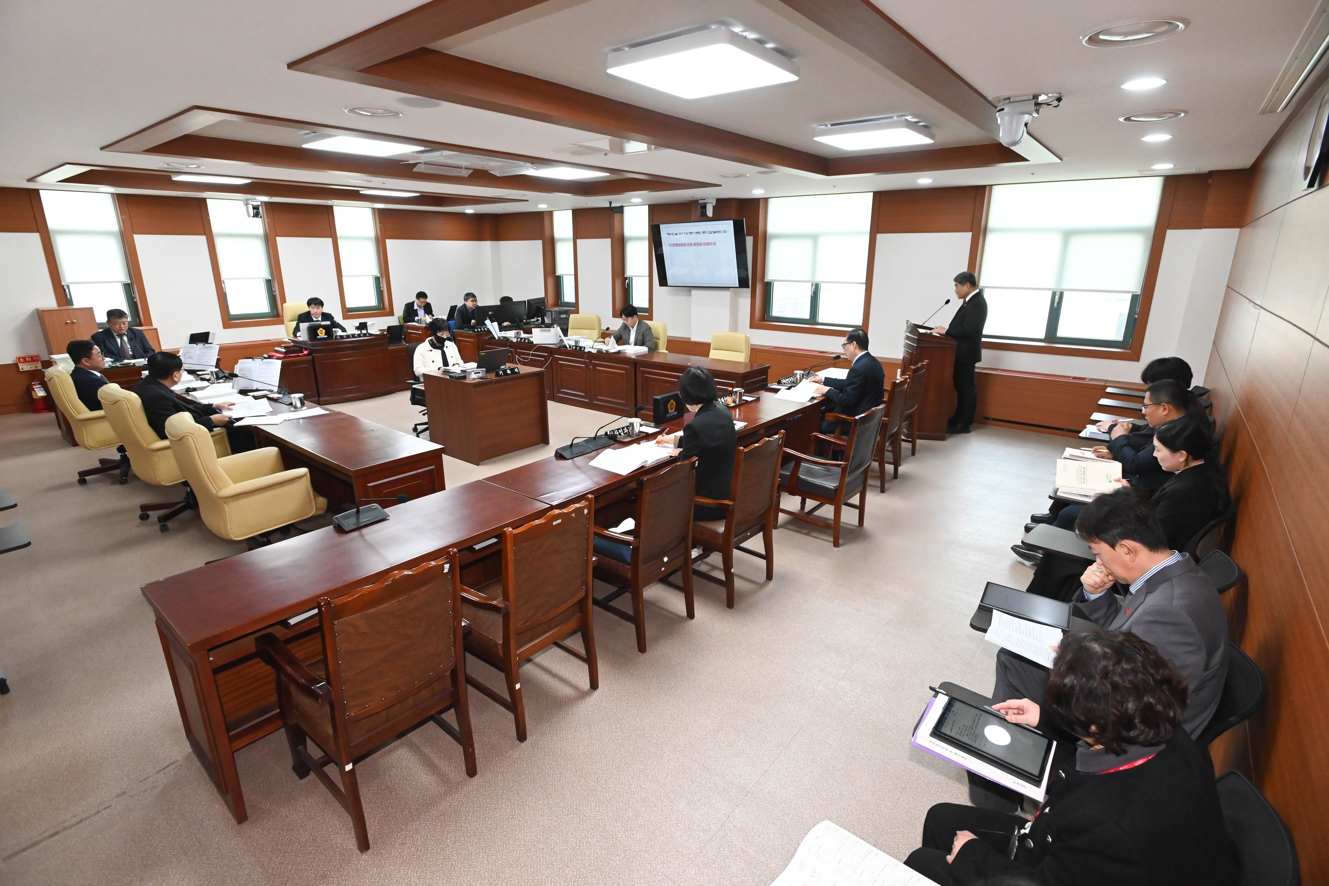 산업건설위원회, 경제산업실 소관 2026년도 본예산안 및 2025년도 제3회 추경예산안 예비심사3