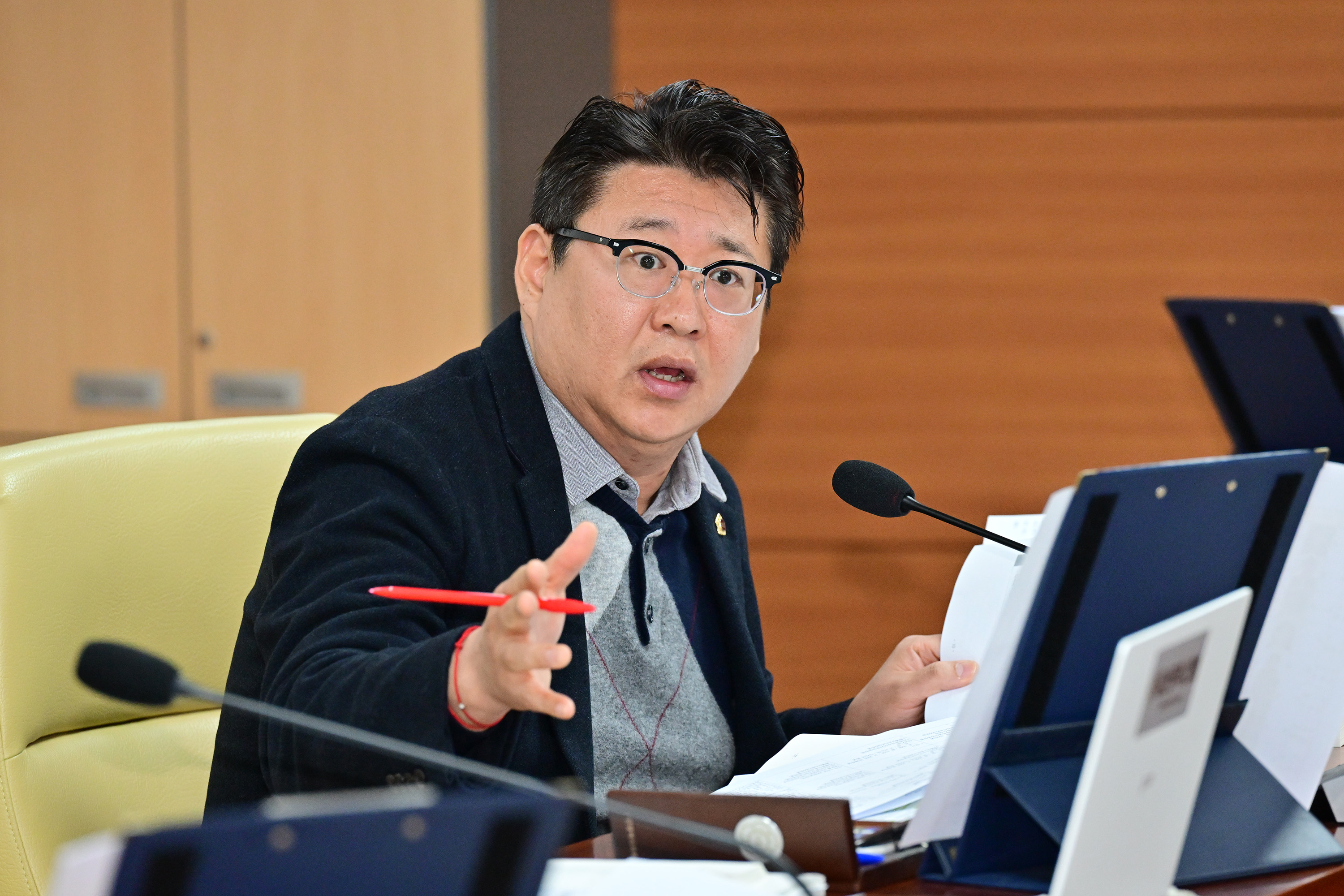 교육위원회, 감사관·행정국·공보담당관 소관 2026년도 본예산안 및 2025년도 제2회 추경예산안 예비심사8