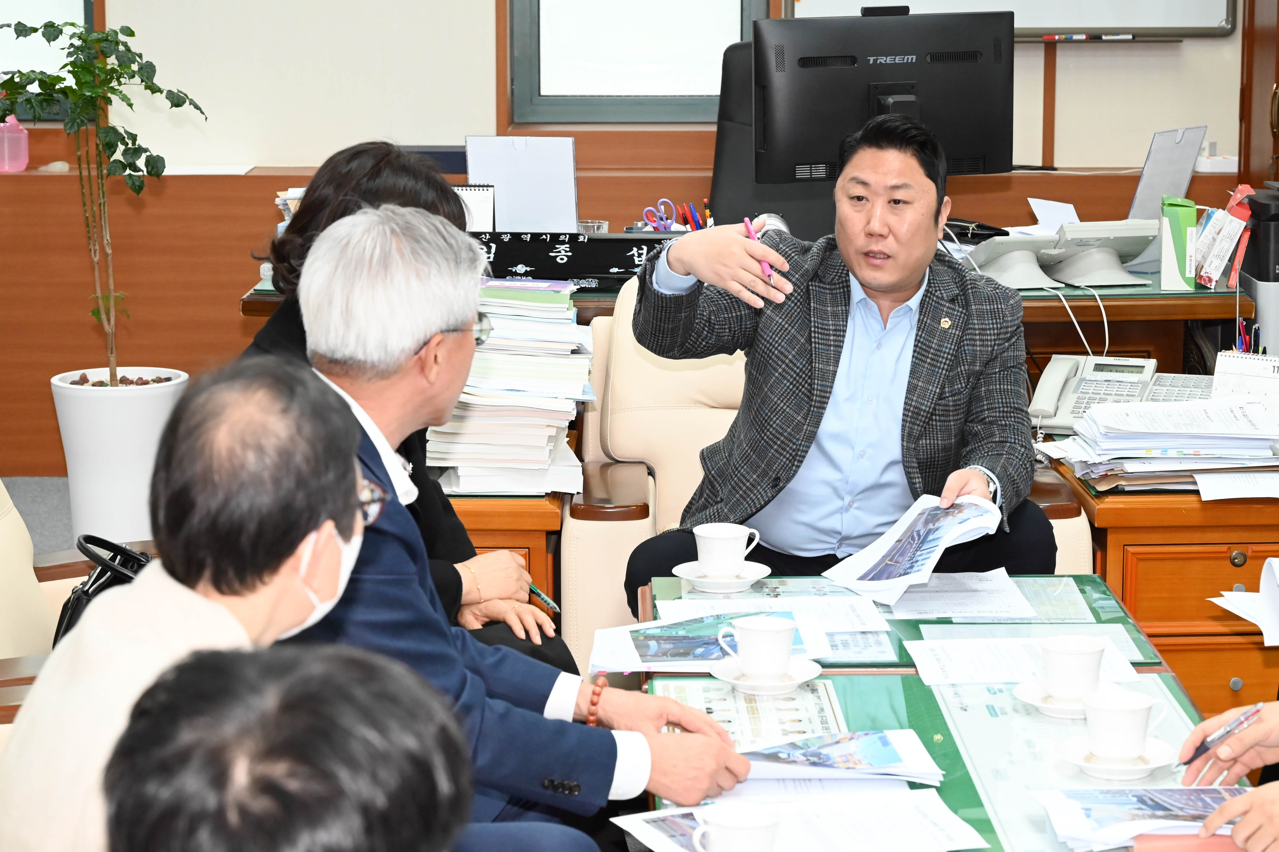 김종섭 부의장, 약사초등학교 안전환경 개선 간담회6