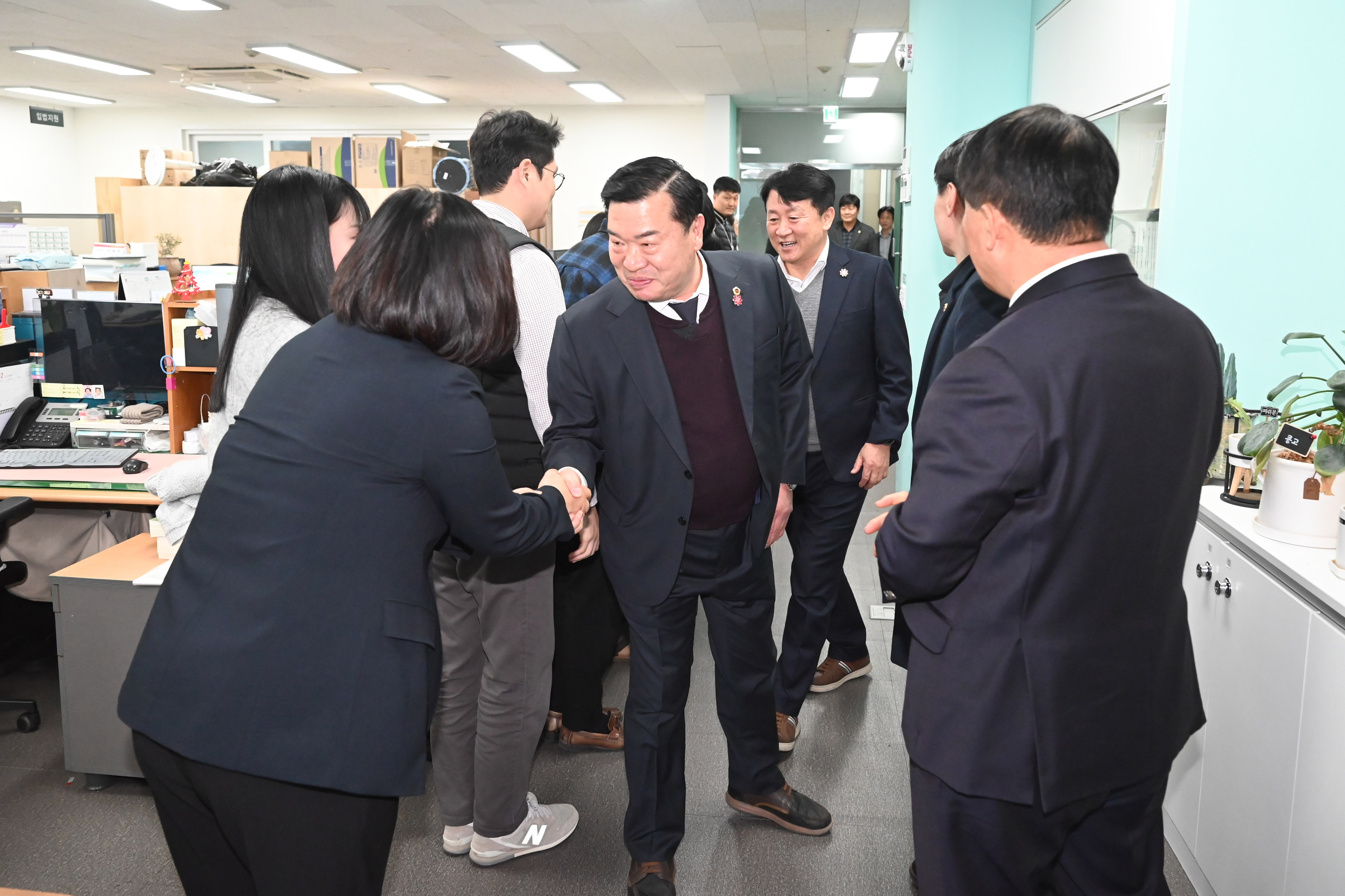 신년맞이 부서 순회 방문4