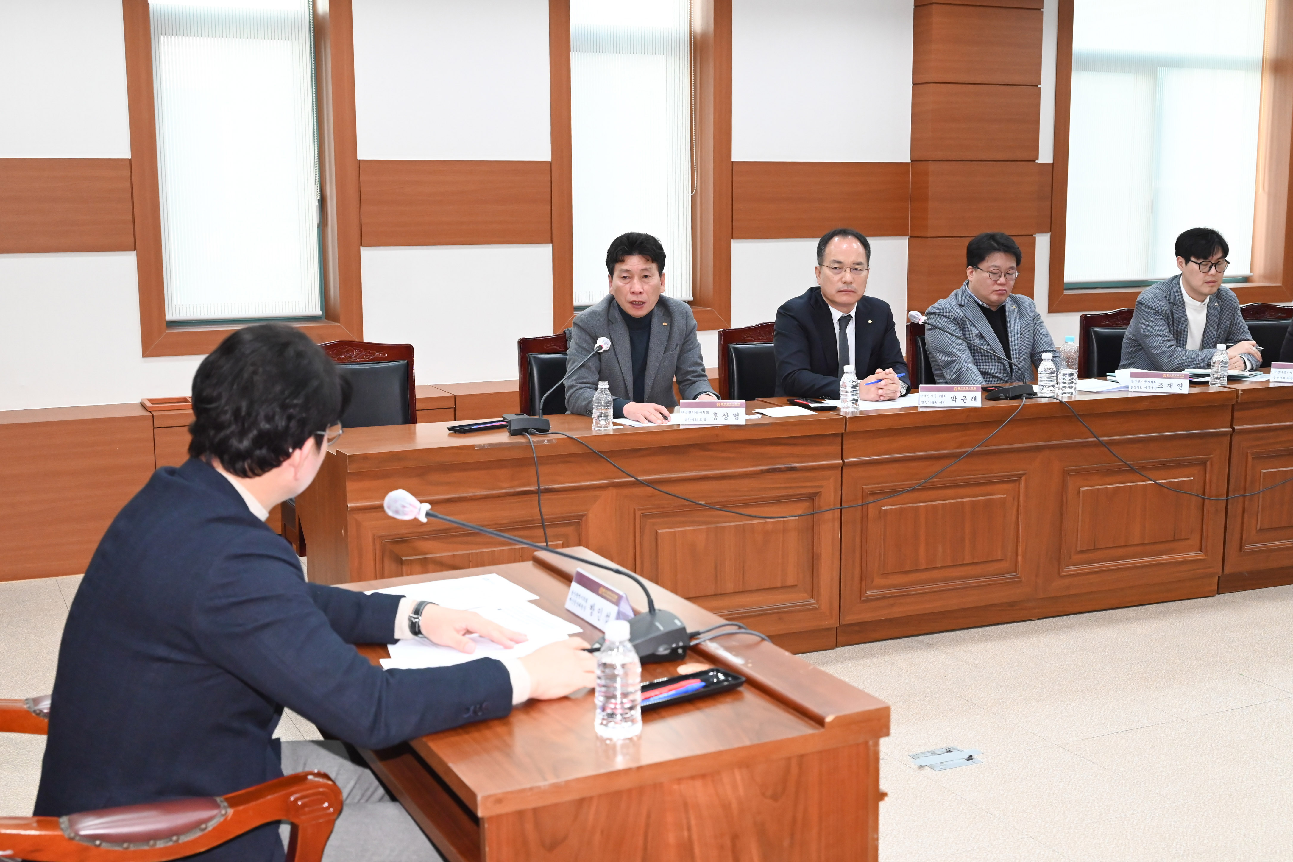 방인섭 예산결산위원장, 지역 전기공사업 지속발전을 위한 간담회11