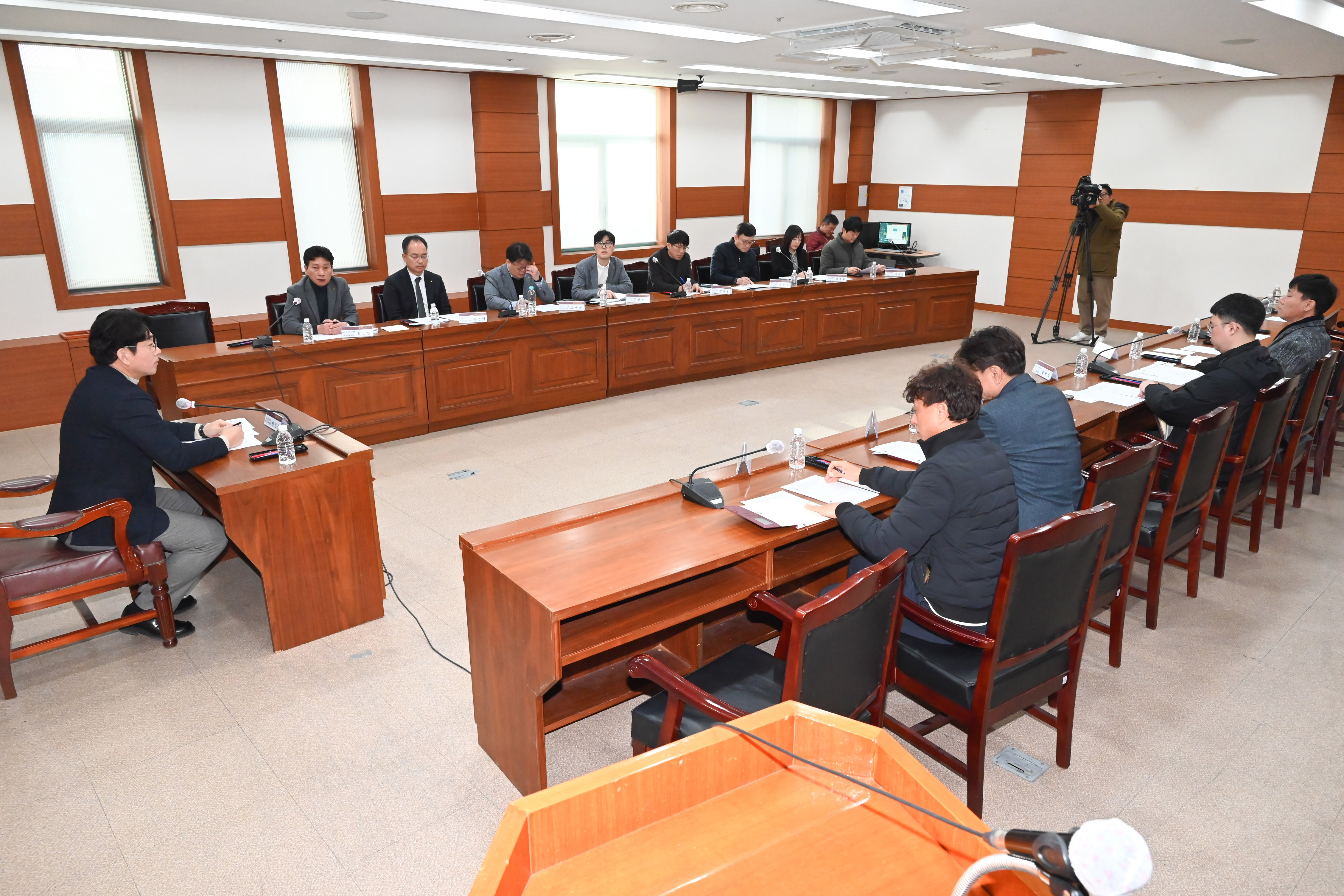 방인섭 예산결산위원장, 지역 전기공사업 지속발전을 위한 간담회9