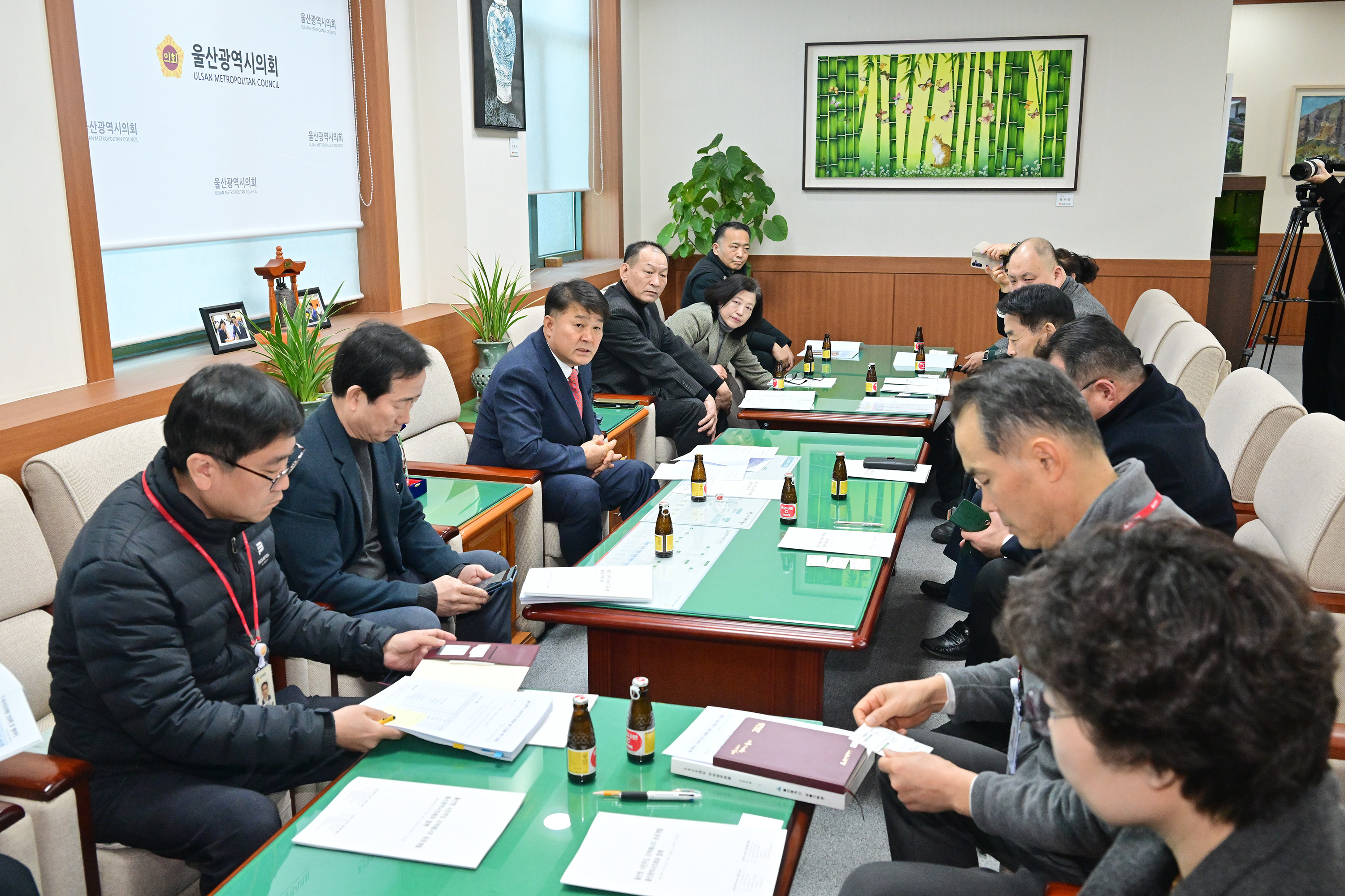 이성룡 의장, 공공주차장 태양광 설비 설치 촉진을 위한 간담회3