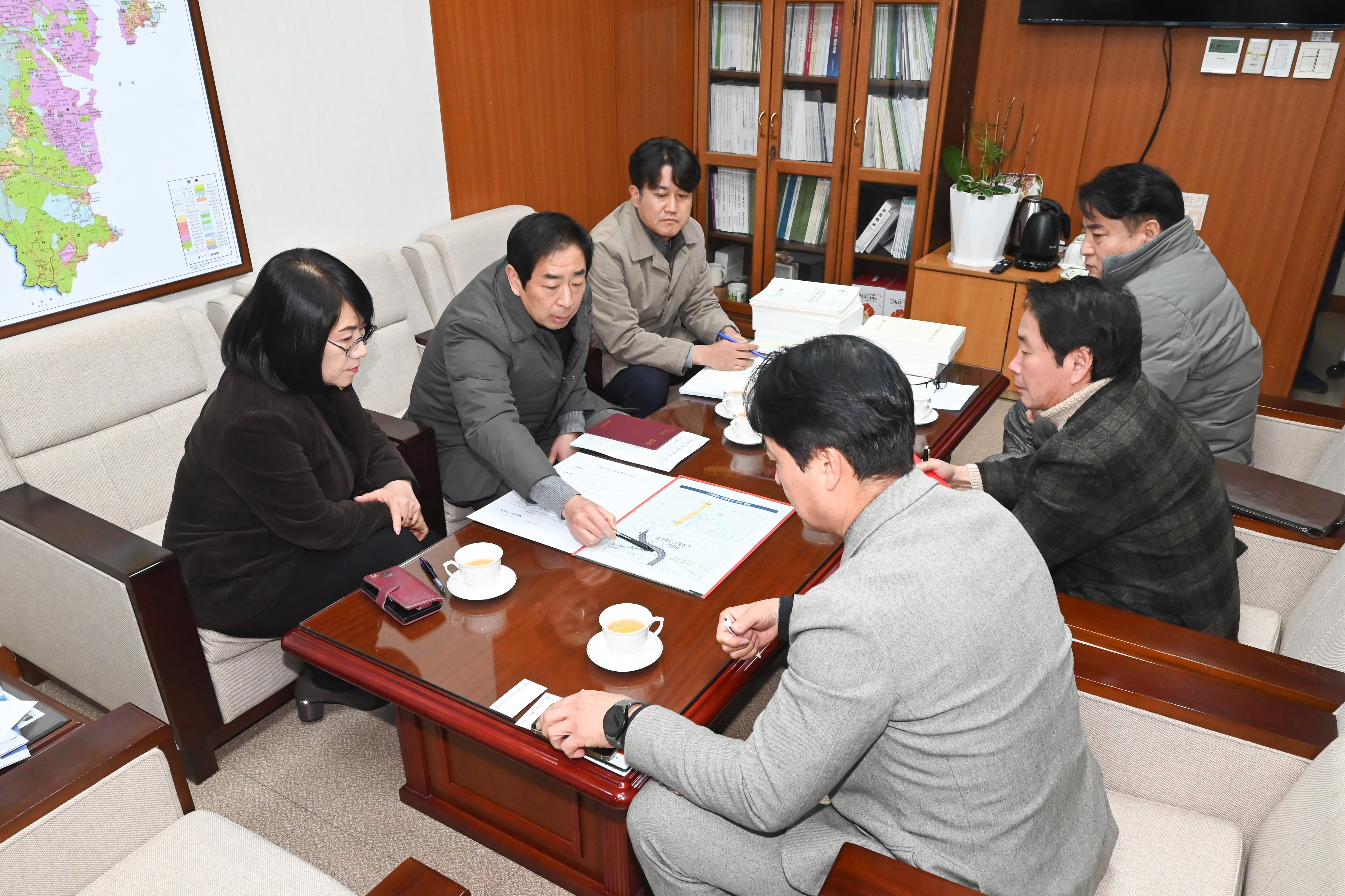 이영해 의원, 선암1지구 토지구획정리사업 조속한 준공 방안 논의2