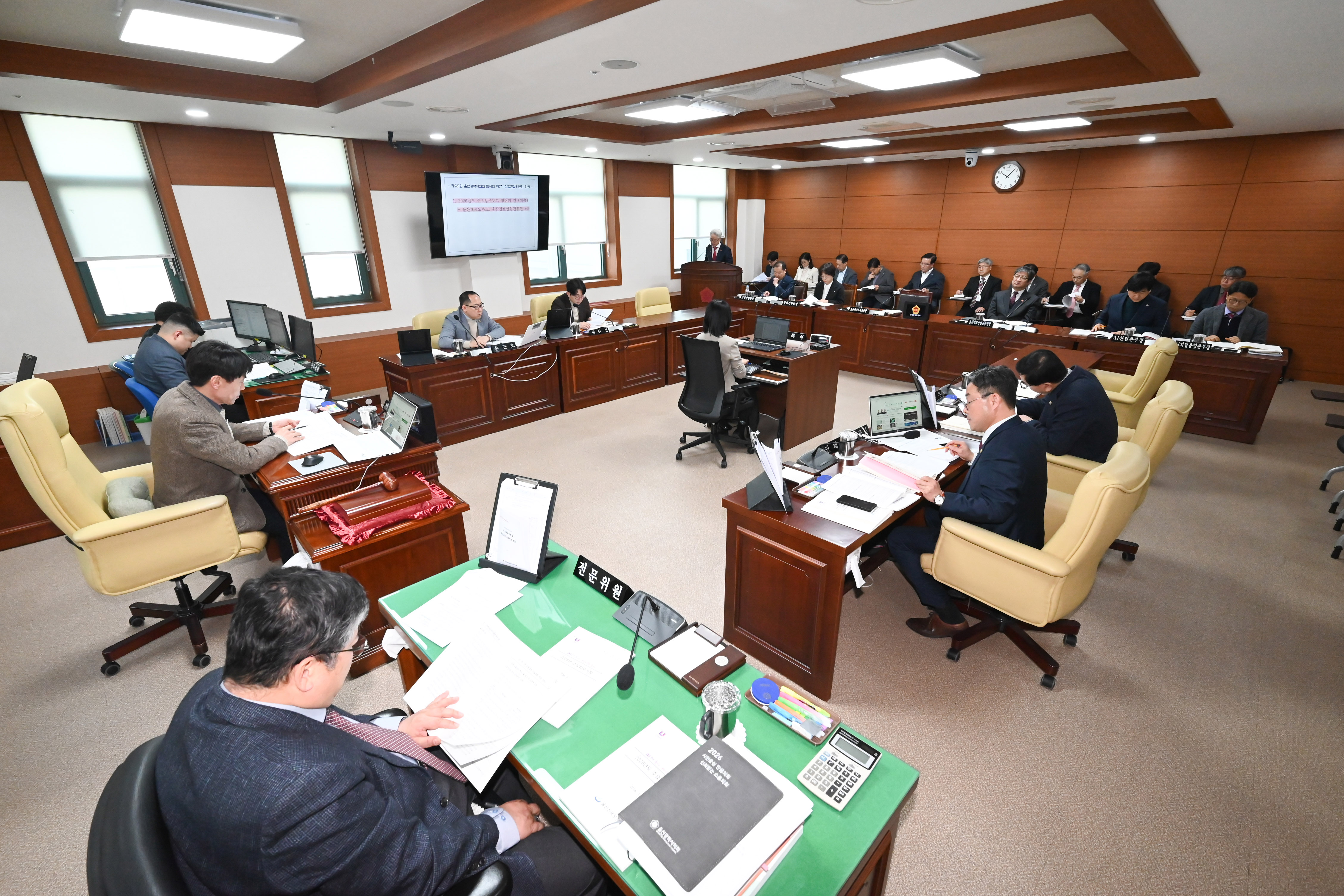 산업건설위원회, 울산테크노파크, 울산정보산업진흥원 소관 2026년도 주요업무보고 청취2