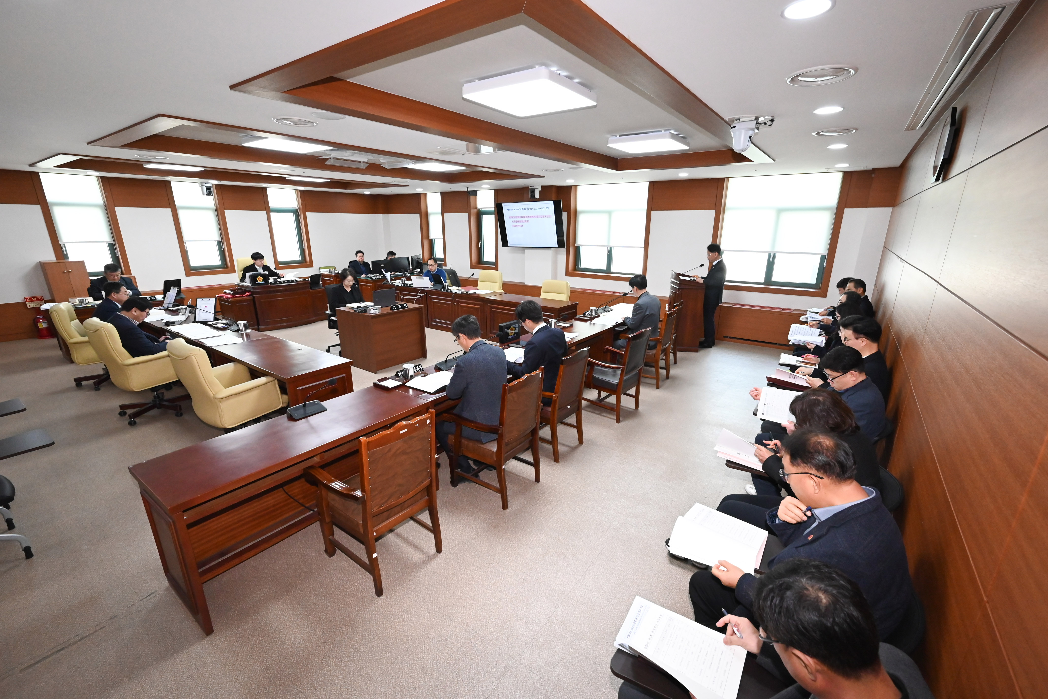 산업건설위원회, 교통국·종합건설본부 소관 2026년도 제1회 울산광역시 추가경정예산안 예비심사1