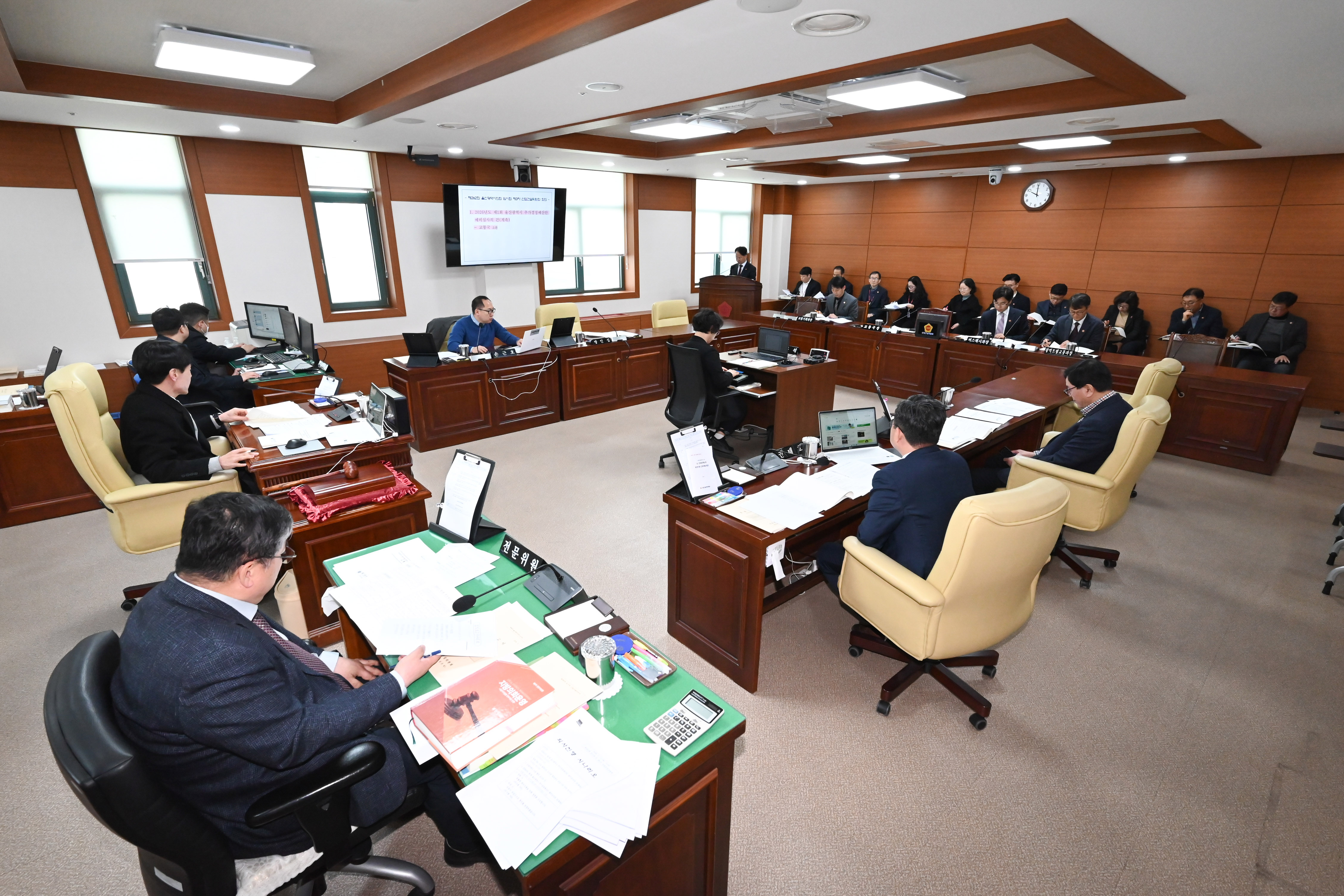 산업건설위원회, 교통국·종합건설본부 소관 2026년도 제1회 울산광역시 추가경정예산안 예비심사2