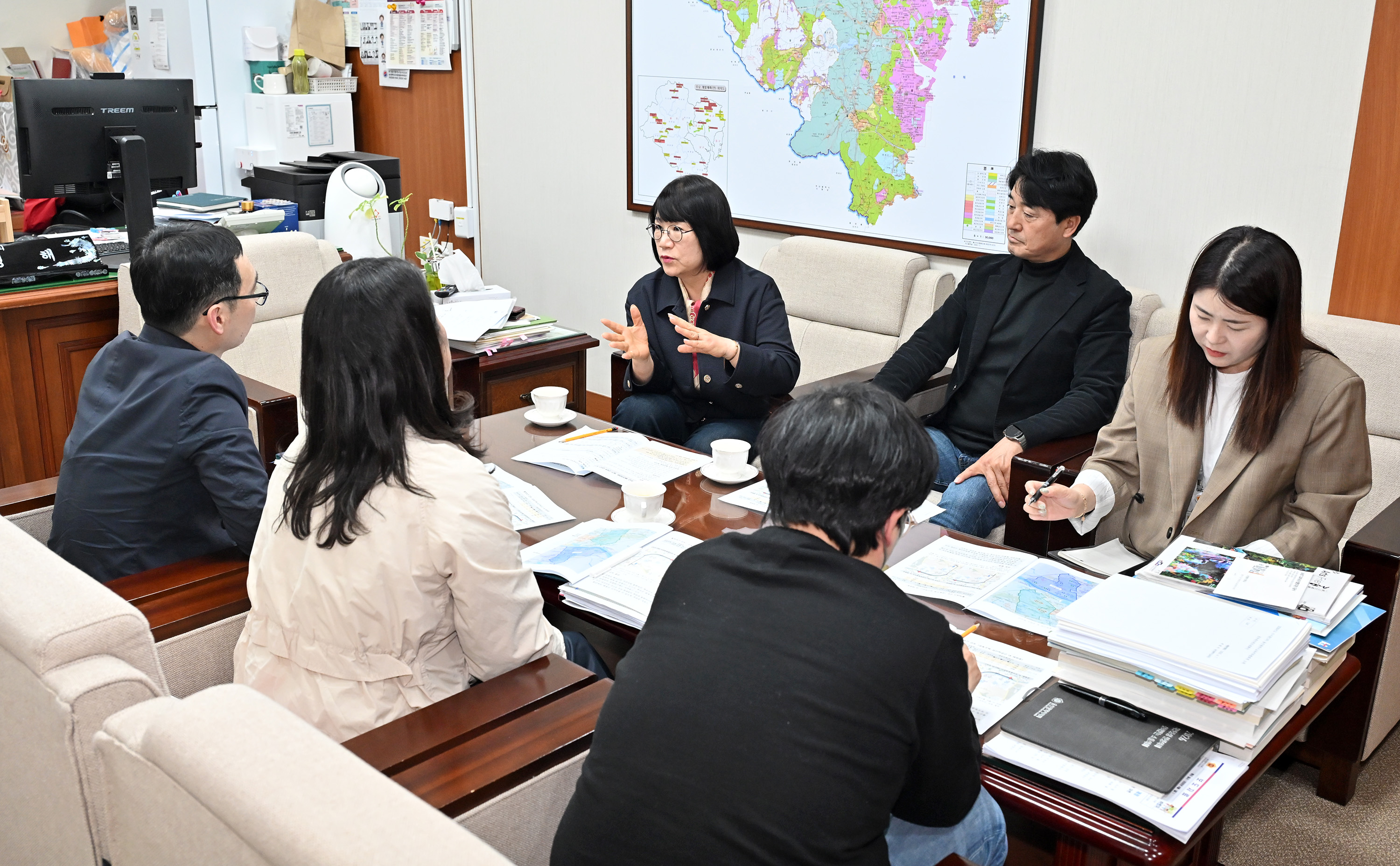 이영해 의원, 중학교 배정 관련 업무청취3