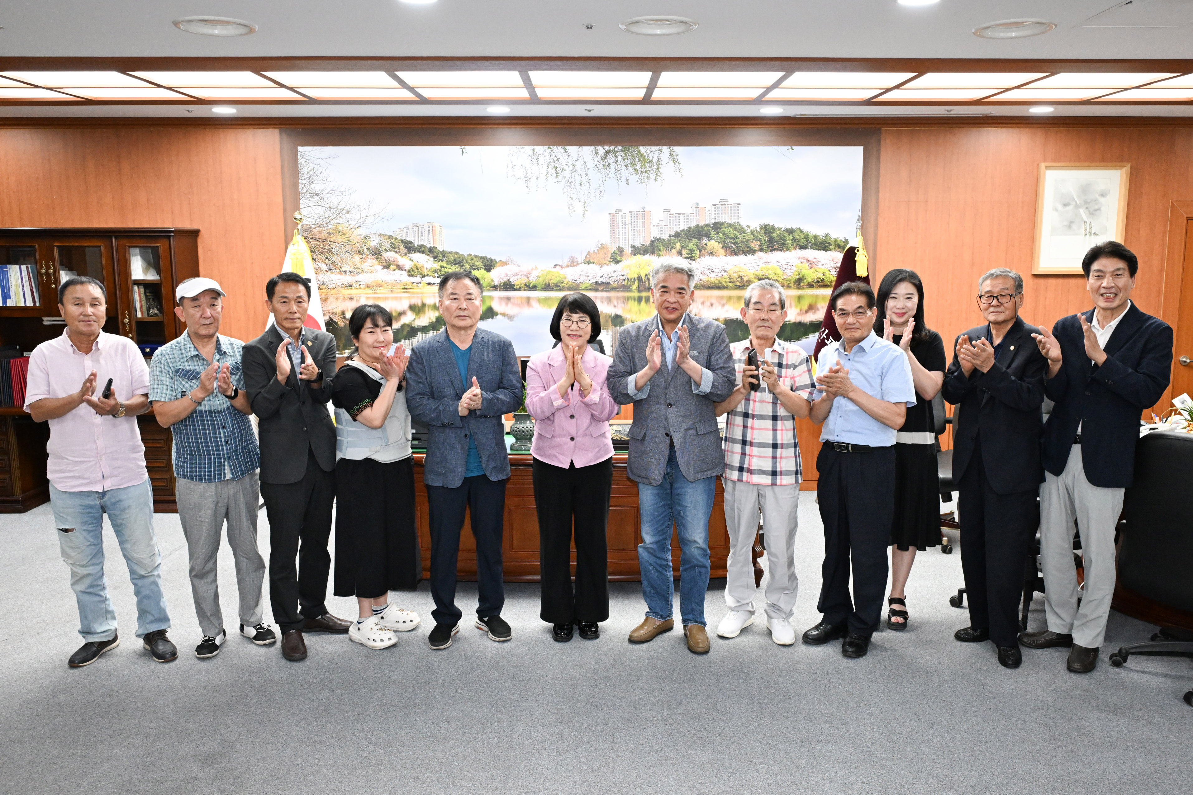 이영해 의장, 울산사회시민단체연합회 임원진 환담1