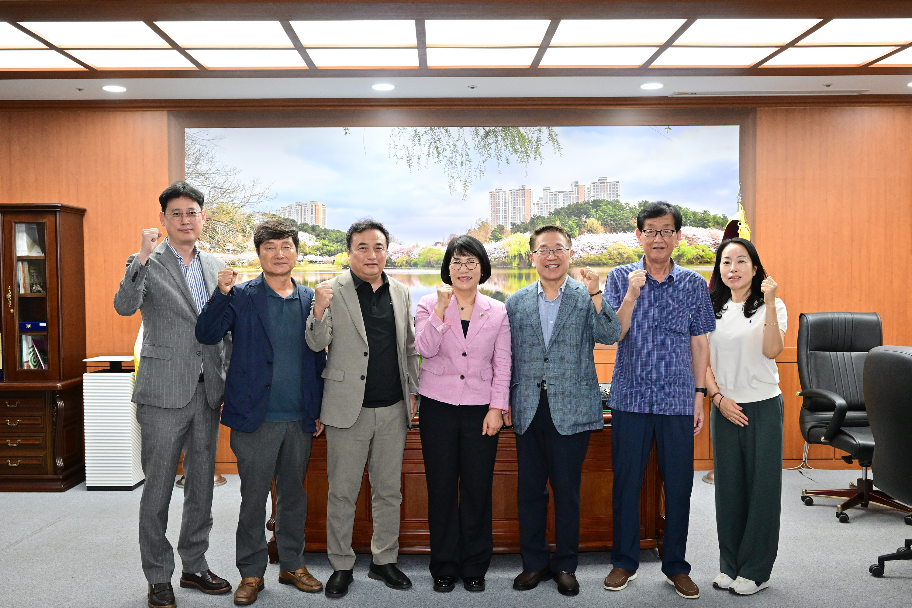 이영해 의장. 울산광역시사회복지협의회 임원진 환담1