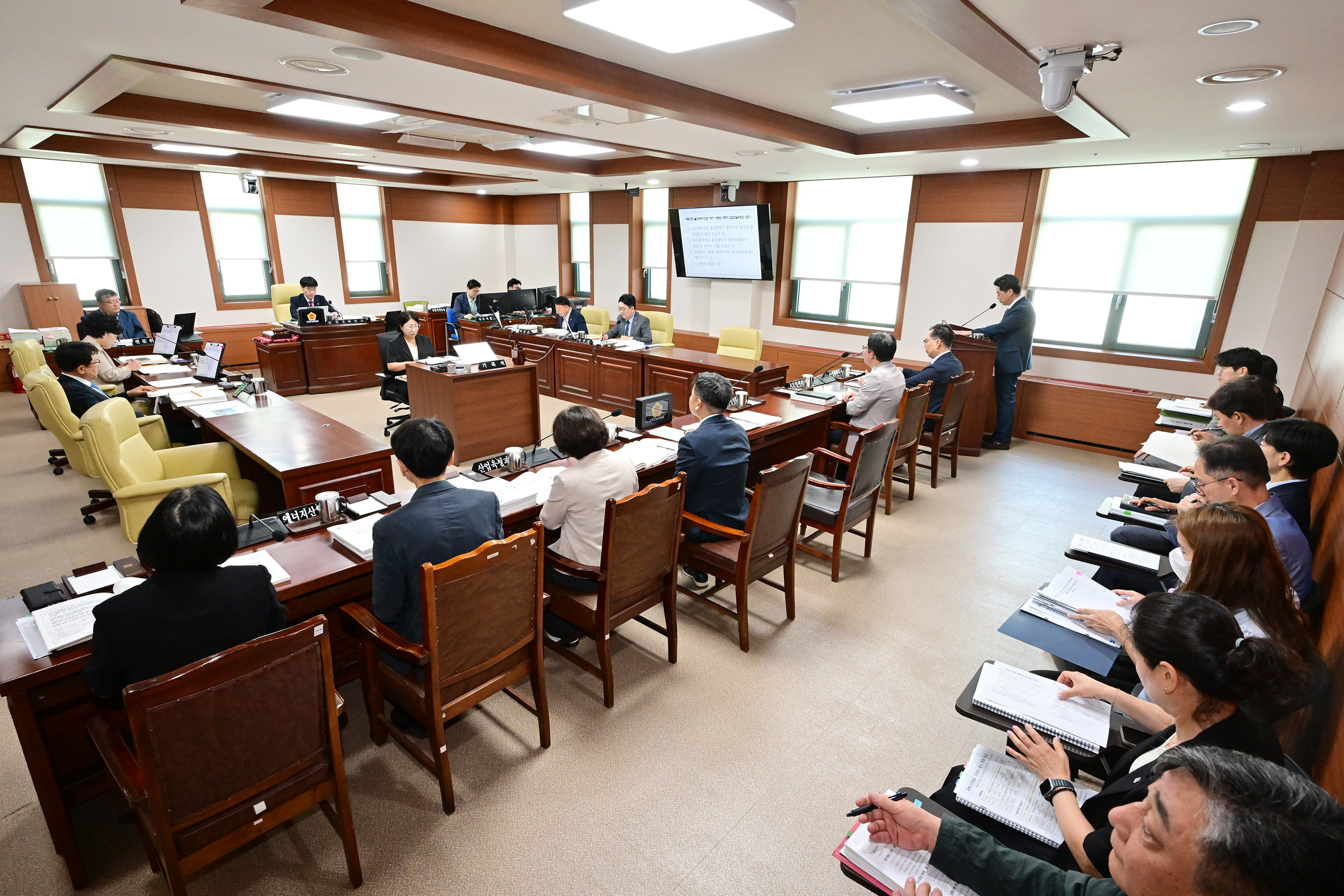 산업건설위원회, AI혁신산업실 소관 2025회계연도 결산 및 2026년도 제3회 추가경정예산안 예비심사2