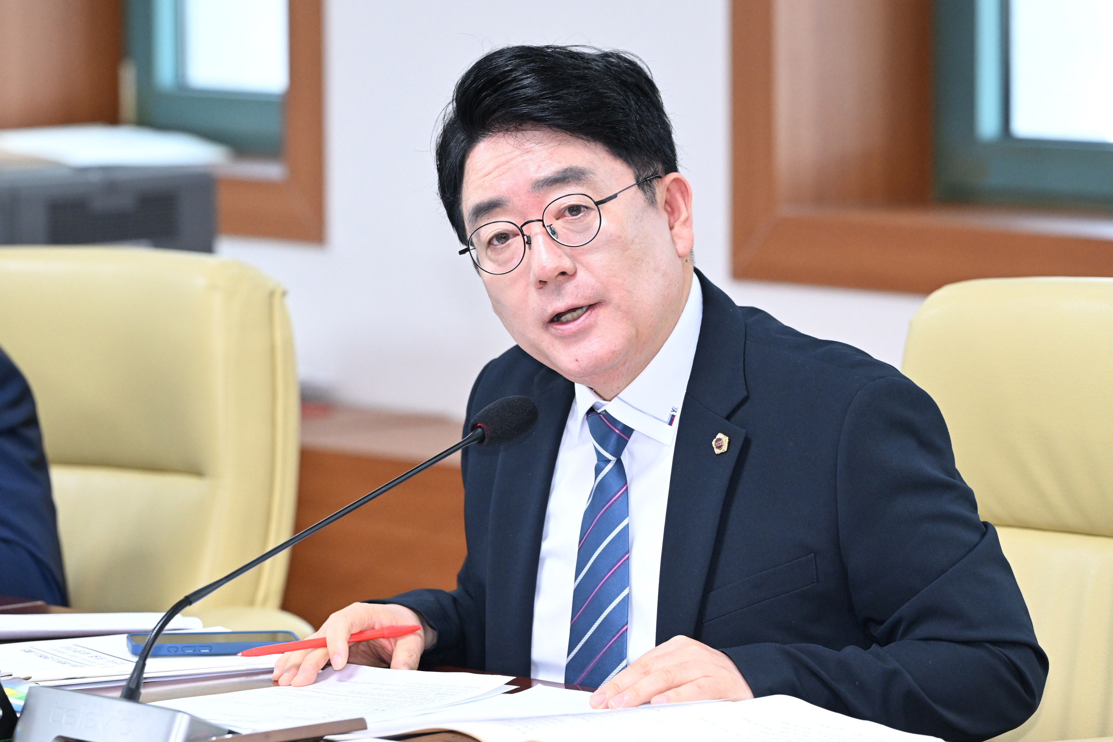 산업건설위원회, 교통국 소관 2025회계연도 결산 및 2026년도 제3회 울산광역시 추경예산안 에비 심사7