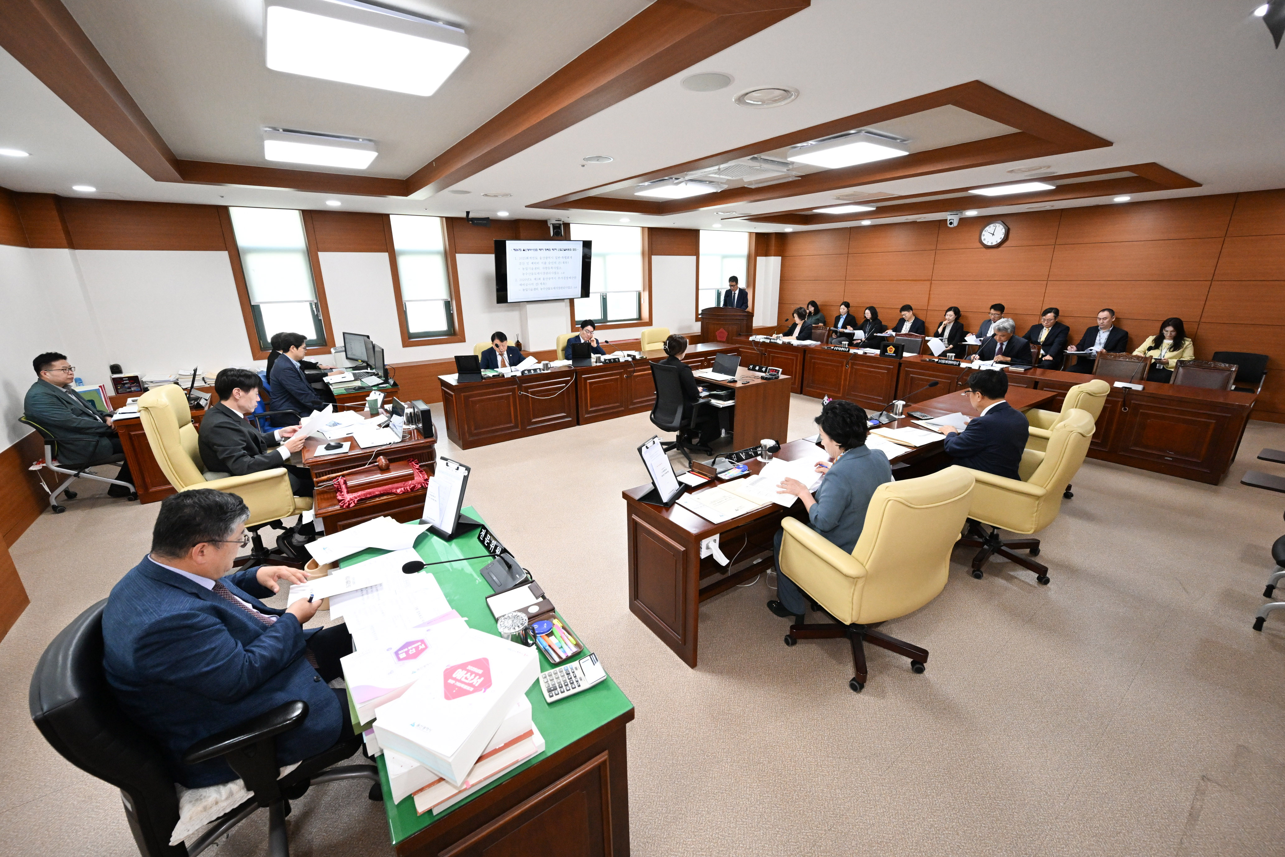 산업건설위원회, 농업기술센터 소관 2026년도 제3회 울산광역시 추경예산안 예비 심사2