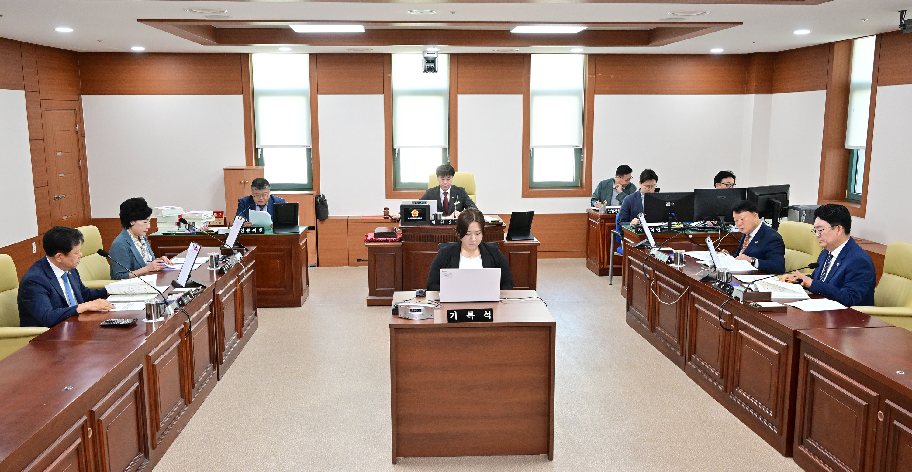 울산신용보증재단 이사장 임용후보자 인사청문특별위원회 제1차 회의4